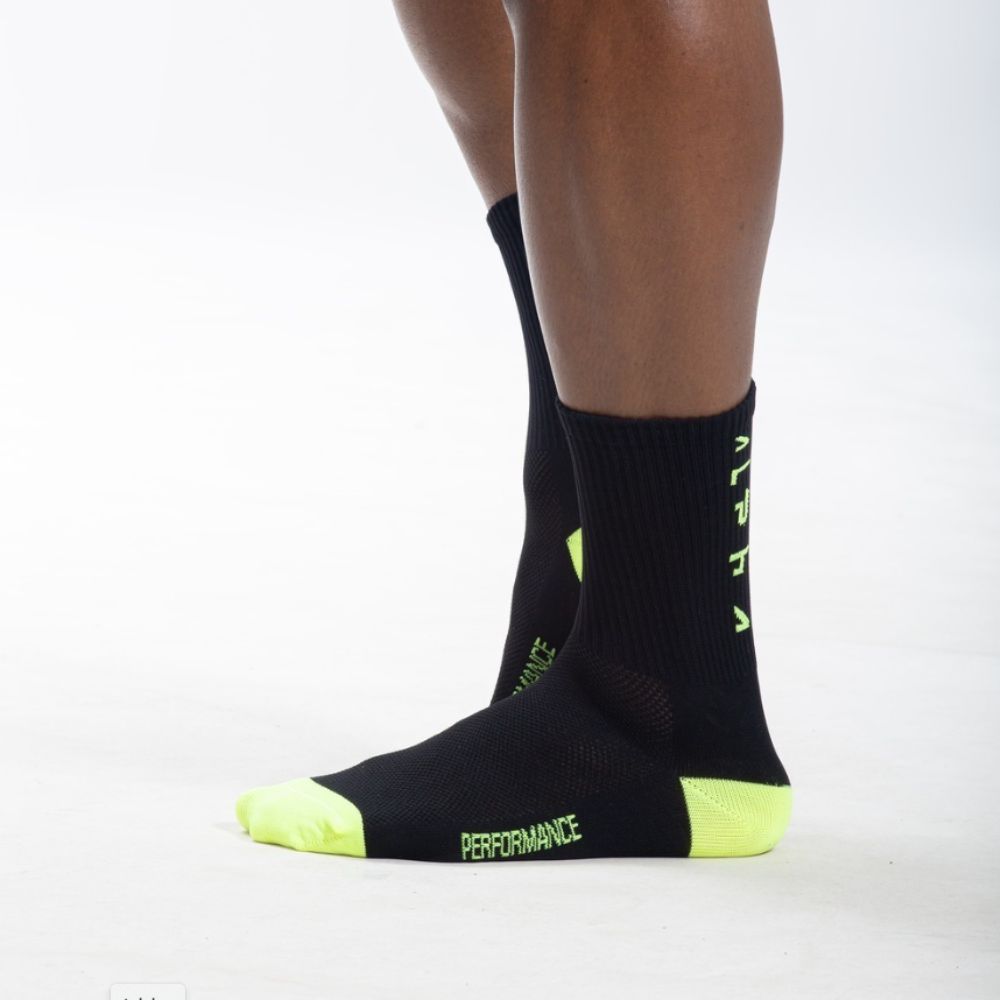 Meia Performance Alpha - Preto Neon