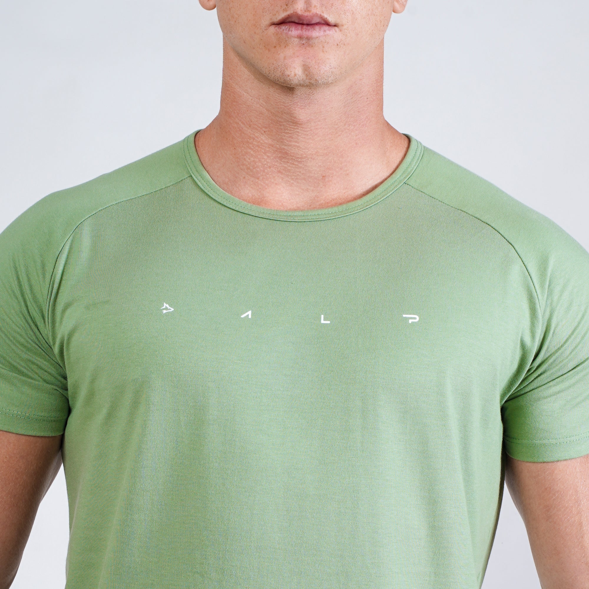 Camiseta Algodão Light Lupus Verde Pistache