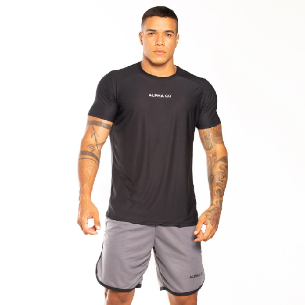 Kit 3 Camisetas Dry Fit Preto + 2 Bermudas Pretas