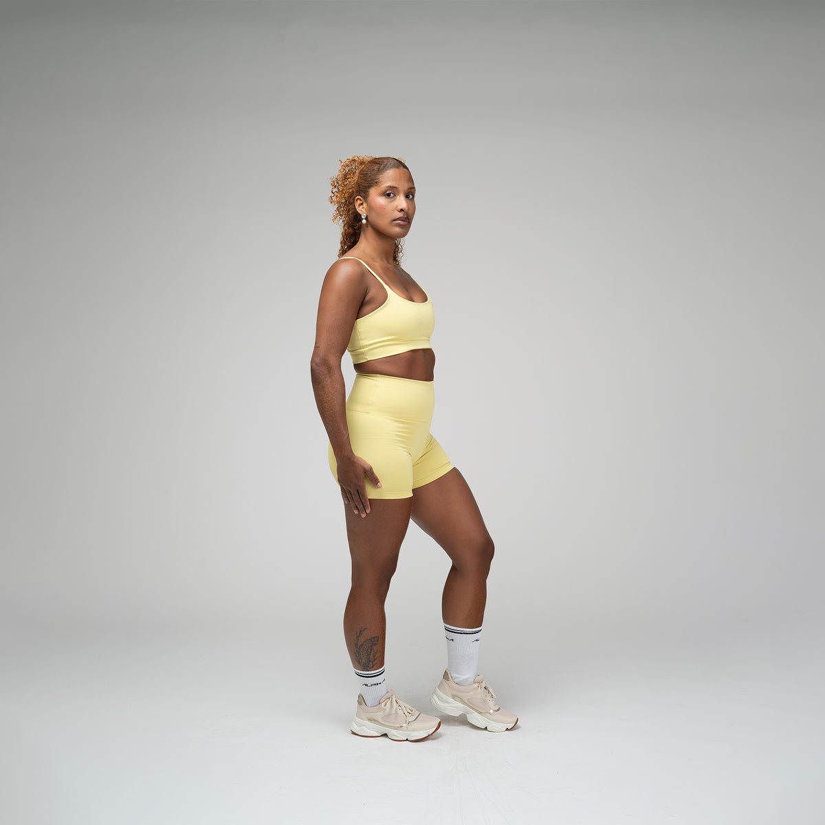 Conjunto Basic Feminino Top e Short - New Horizon Amarelo Cítrico