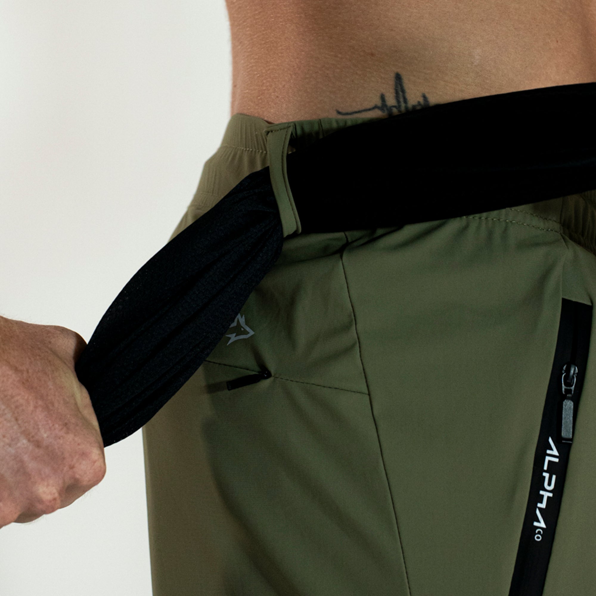 Bermuda Dry Fit Performance Verde