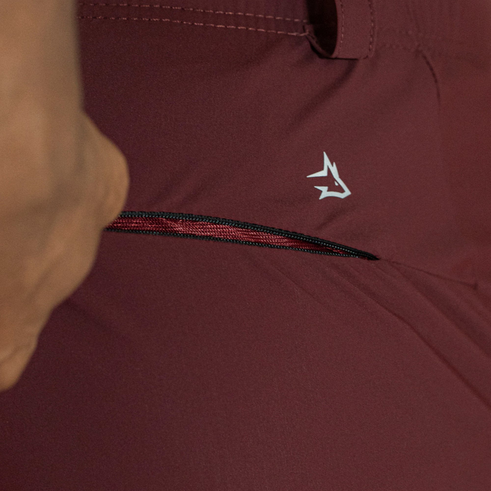 Bermuda Dry Fit Performance Vinho