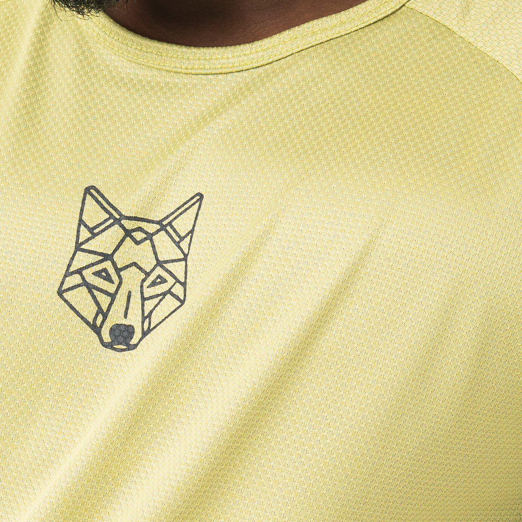Camiseta Dry Fit Lobo Geométrico Verde Folha