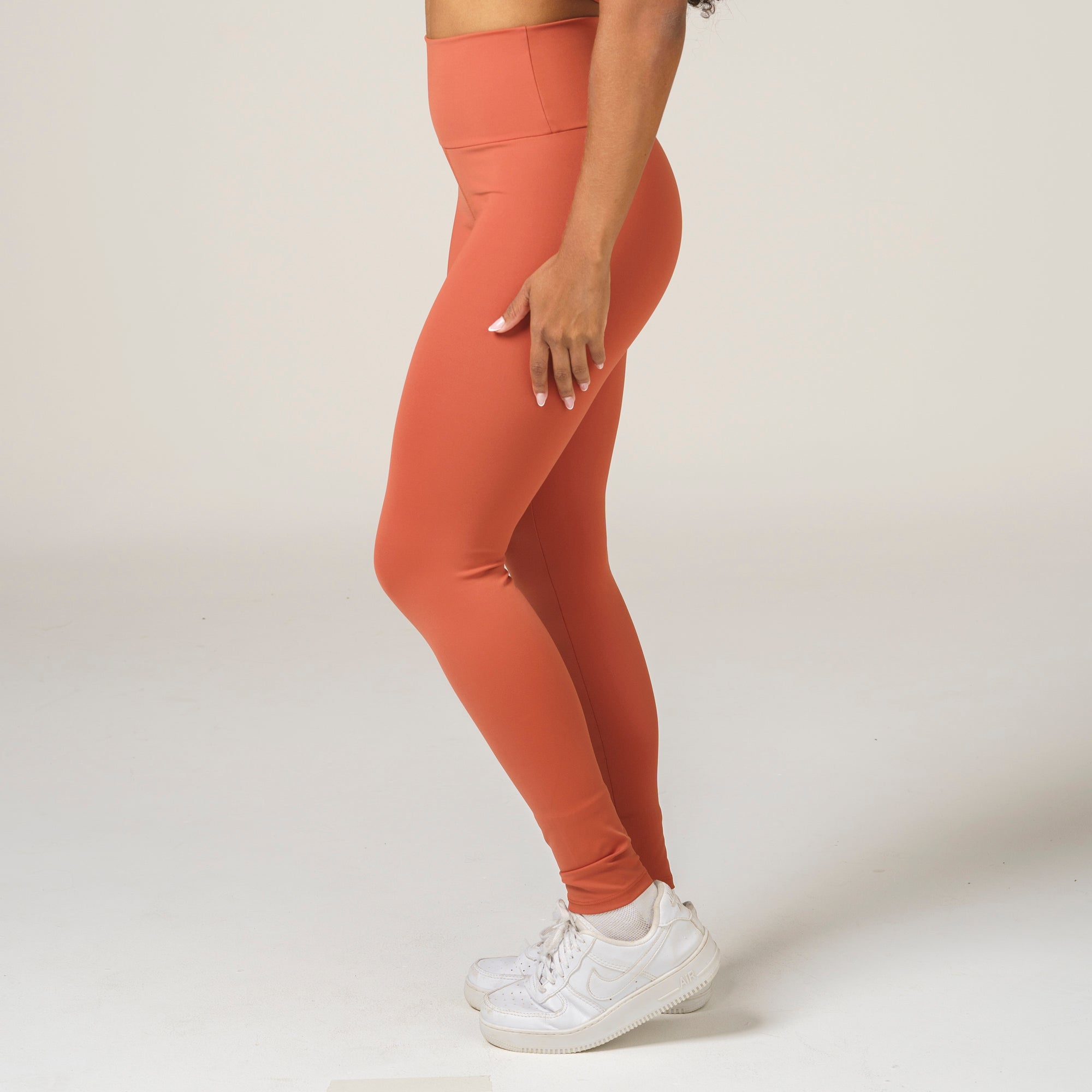 Calça Basic New Horizon Marrom Canela