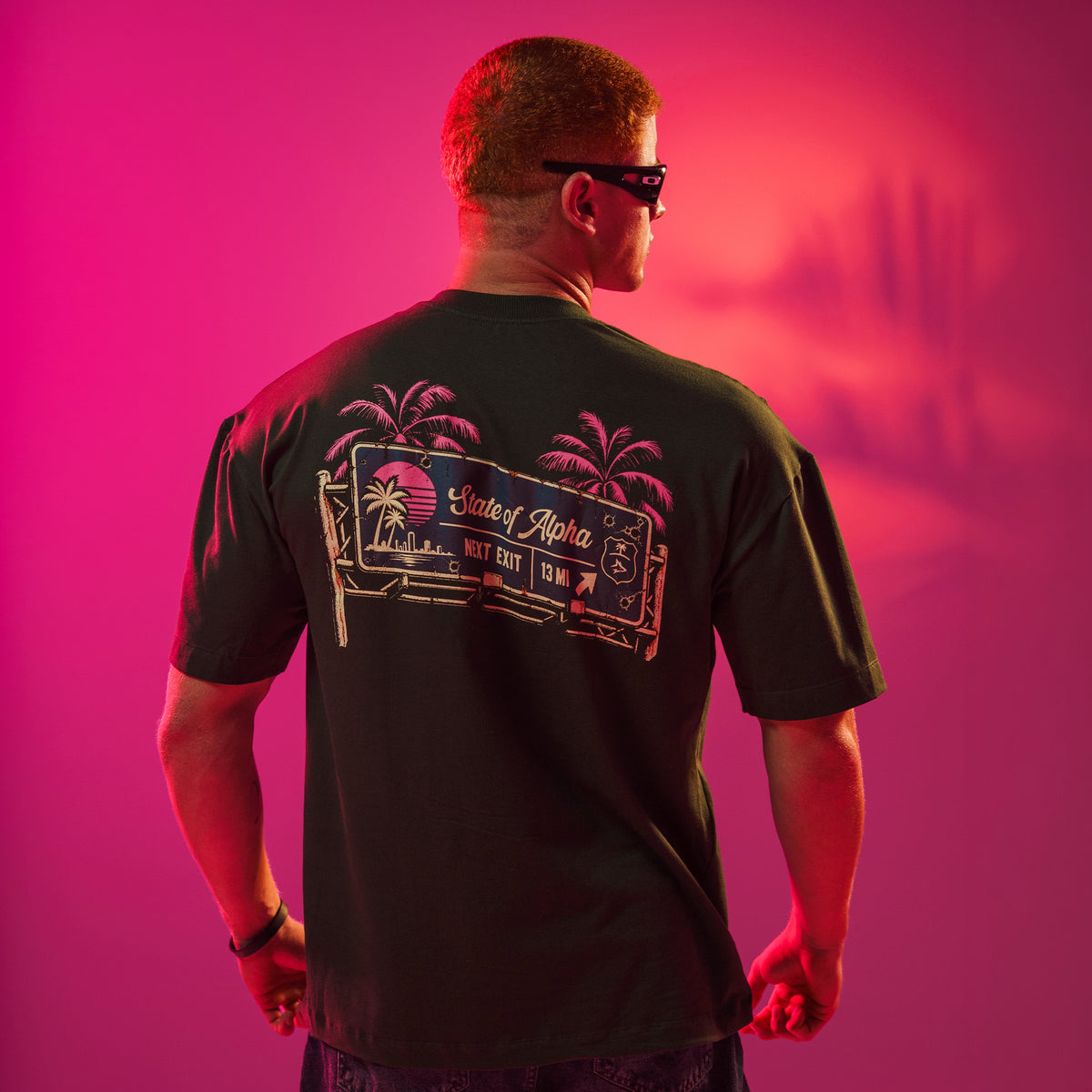 Camiseta Oversized Next Exit Verde Musgo