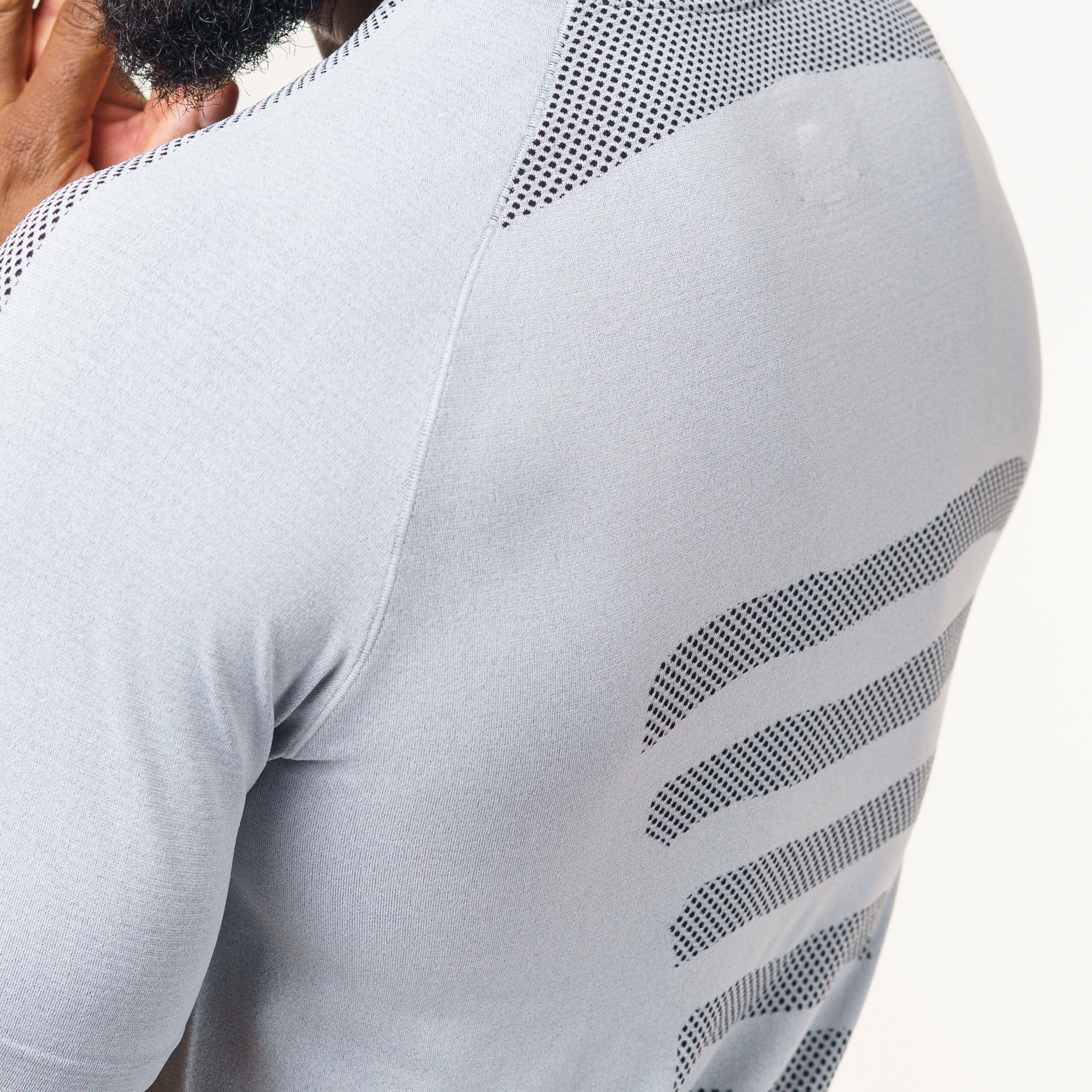 Camiseta Apex Dry Core Cinza Gelo - Sem Costura