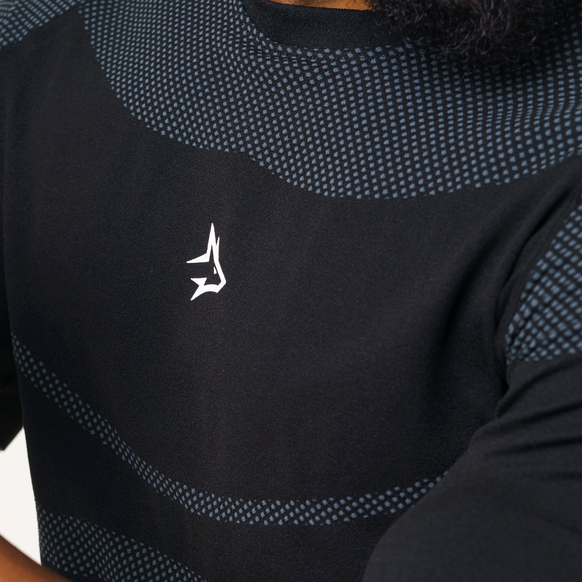 Camiseta Apex Dry Core Preto - Sem Costura