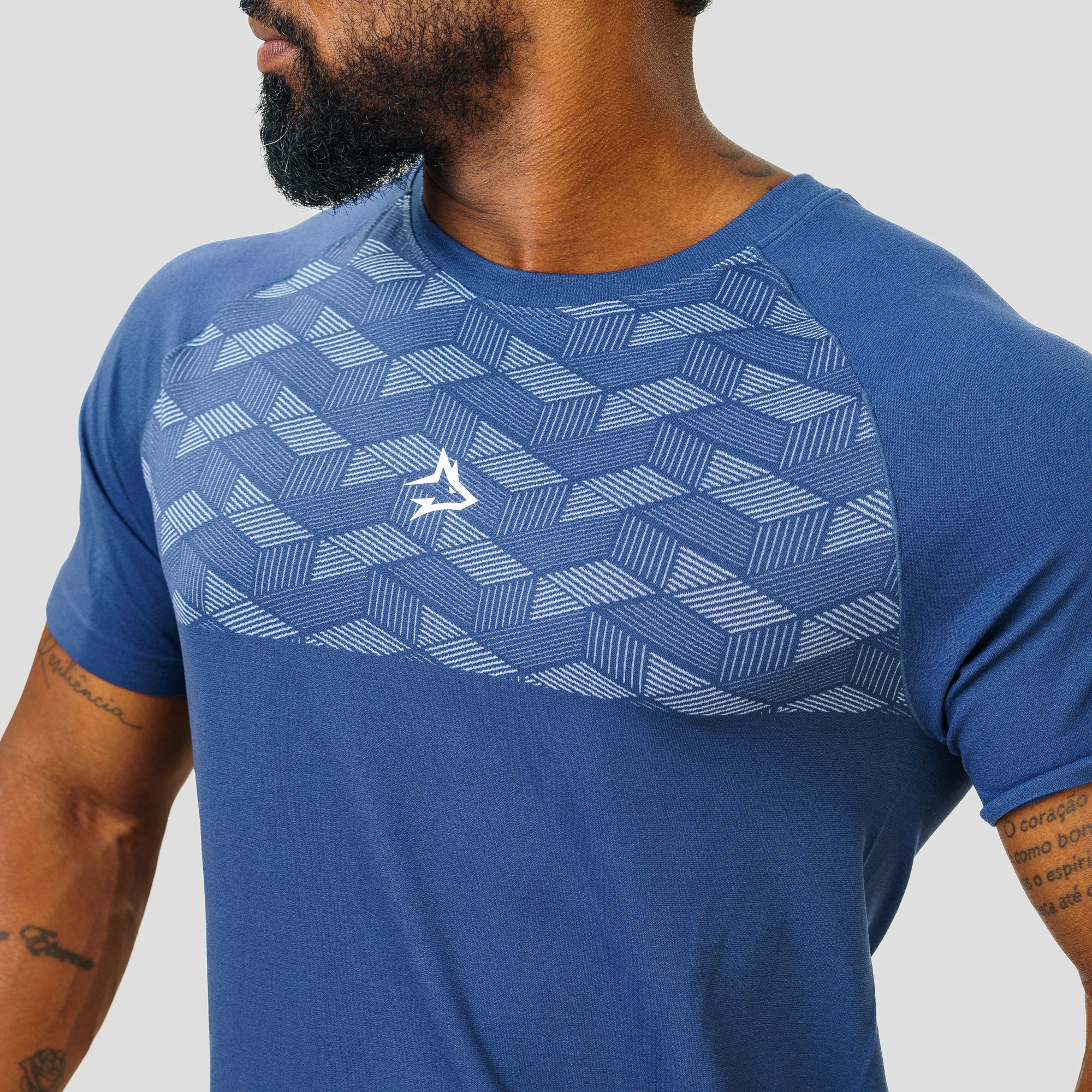 Camiseta Apex Dry Holographic Marinho - Sem Costura