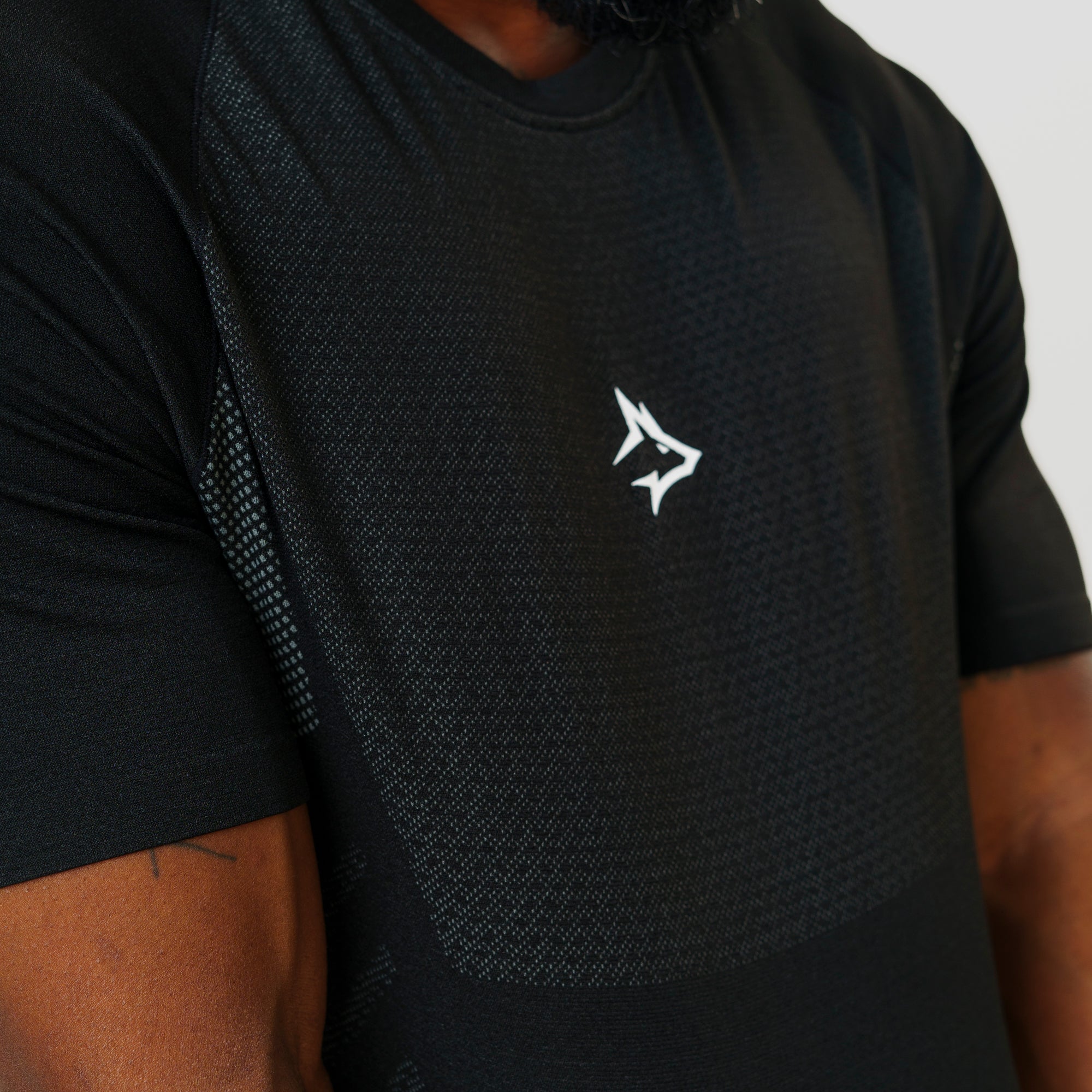 Camiseta Apex Dry Iron Preto - Sem Costura