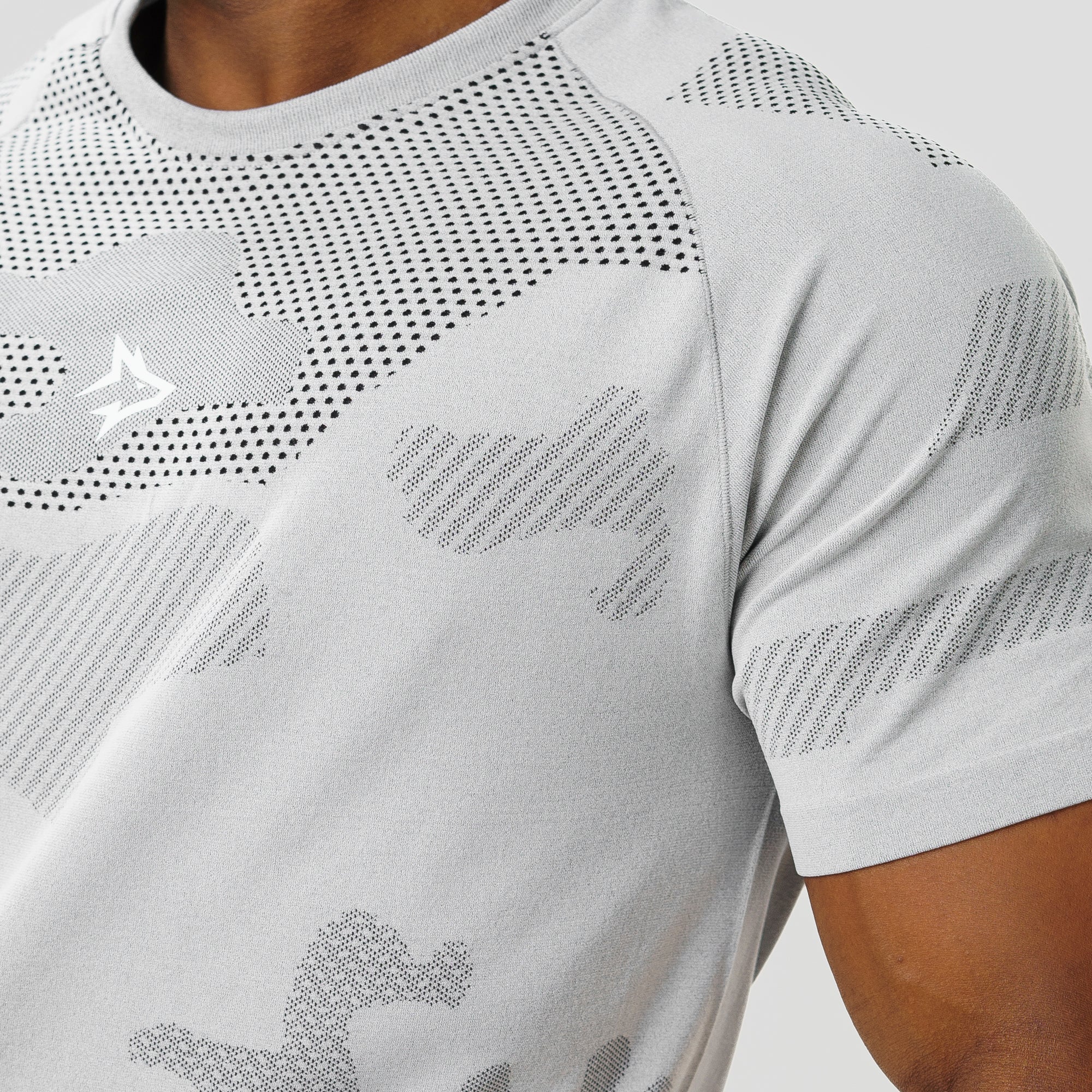 Camiseta Apex Dry Middle Lupus Cinza Gelo - Sem Costura