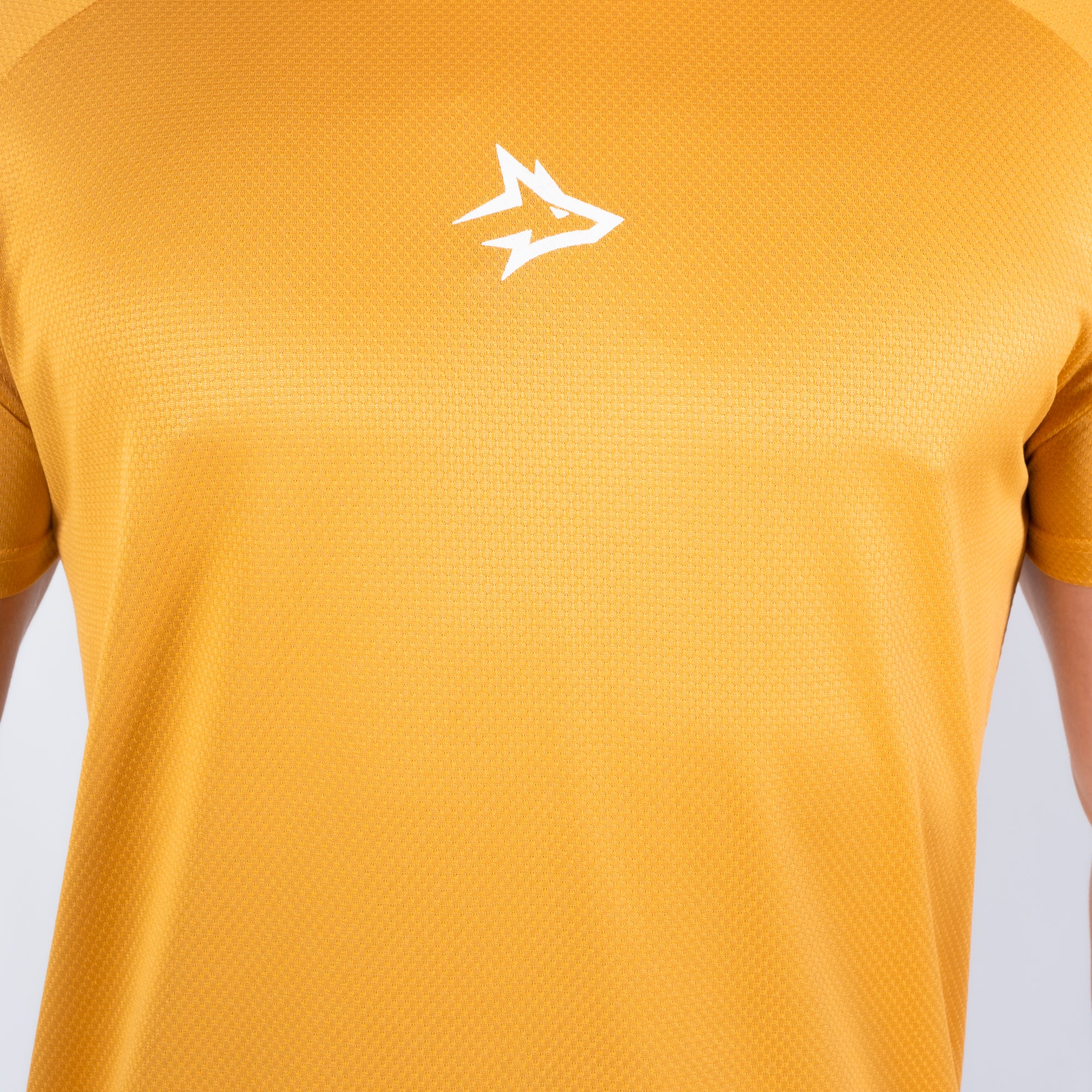 Camiseta Dry Fit Middle Lupus Açafrão