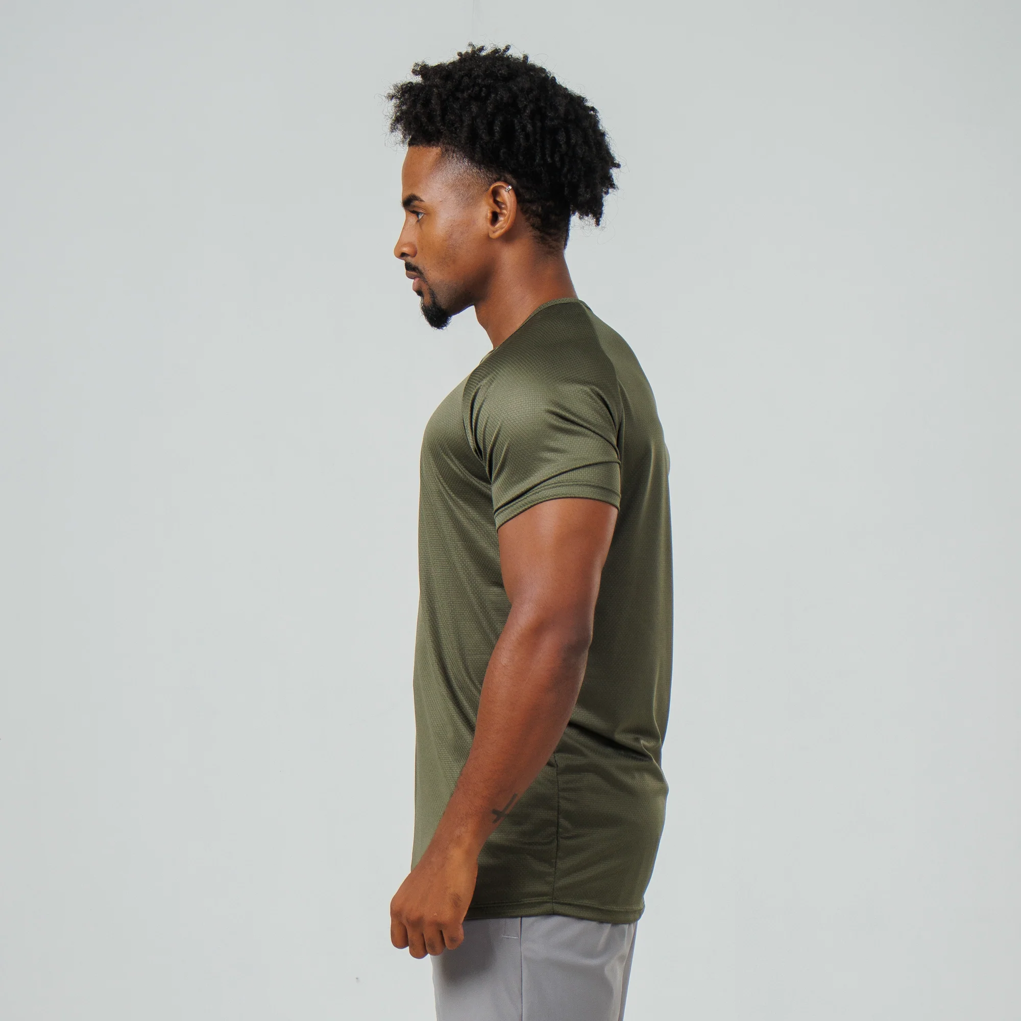Camiseta Dry Fit Ordem Lupus Verde Uva