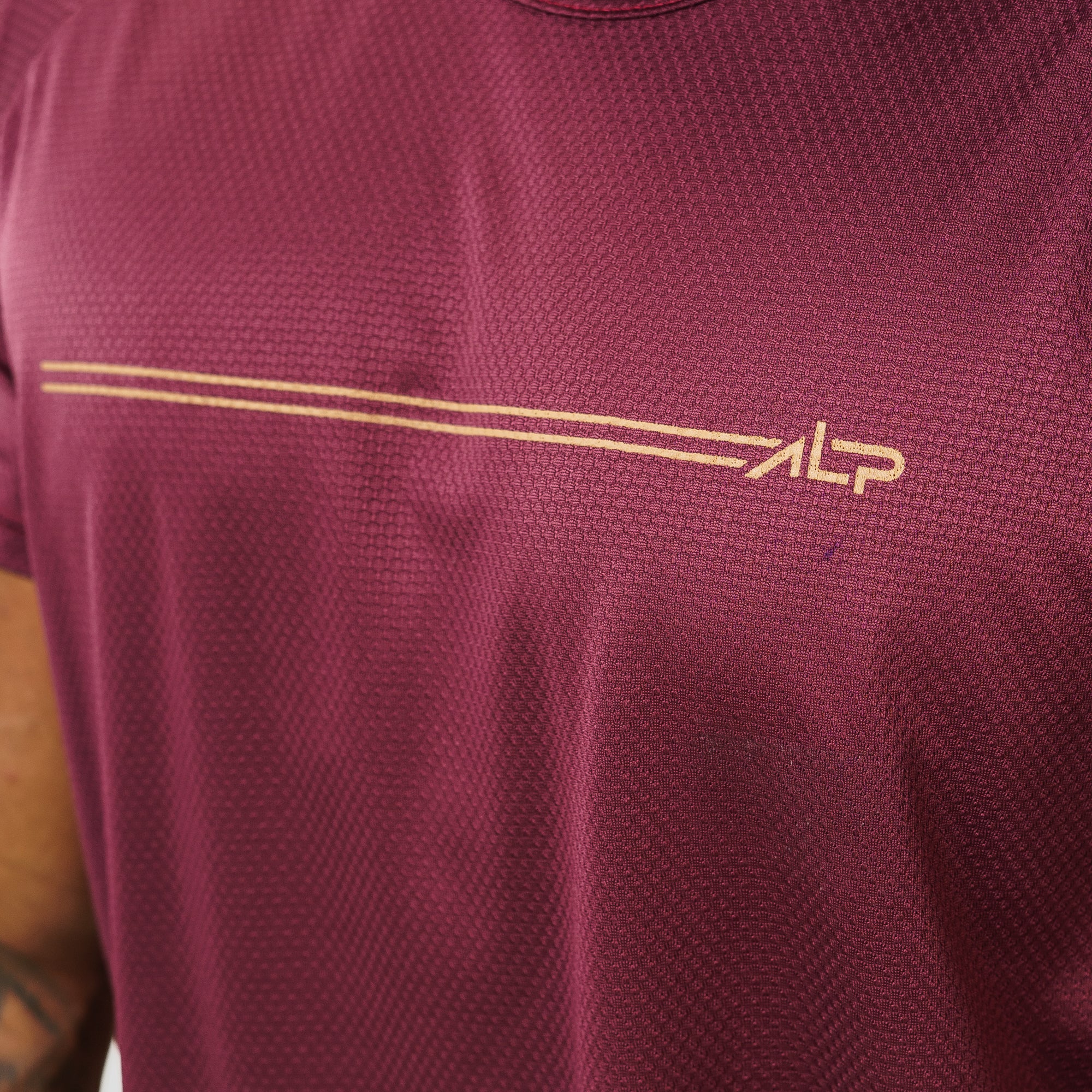 Camiseta Dry Fit Parallel Line Carmesim