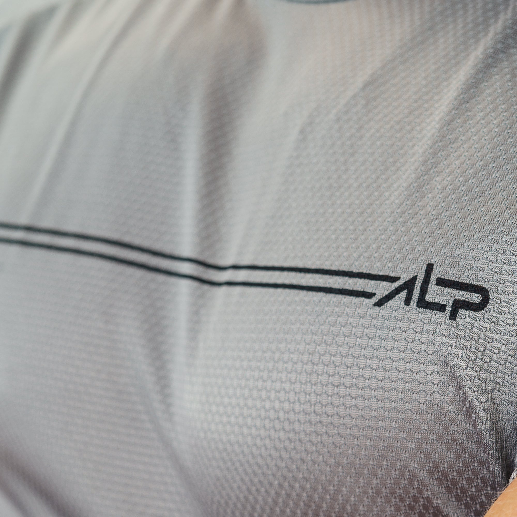 Camiseta Dry Fit Parallel Line Cinza Aço