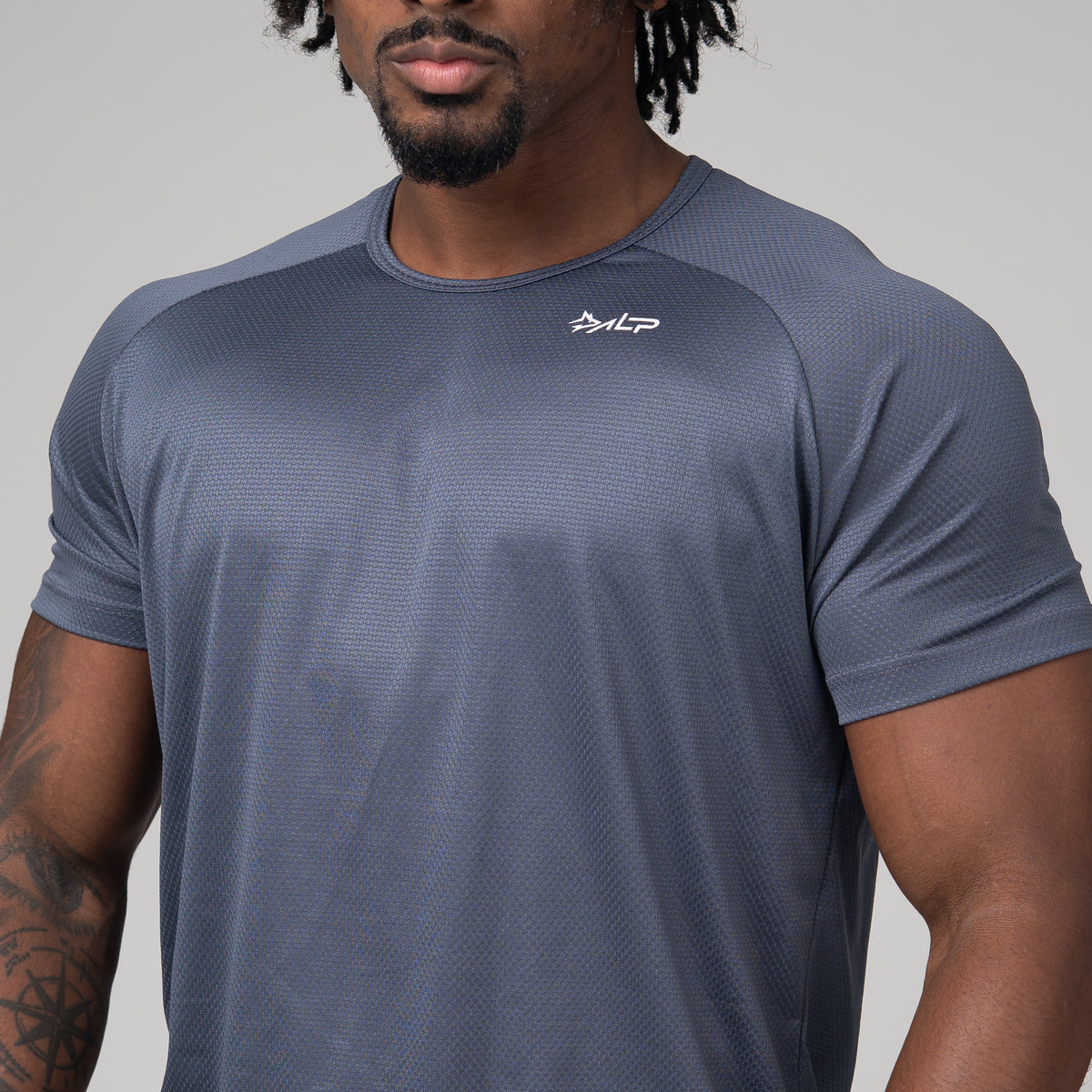Camiseta Dry Fit Tenacity Shoulder Cinza Sombra