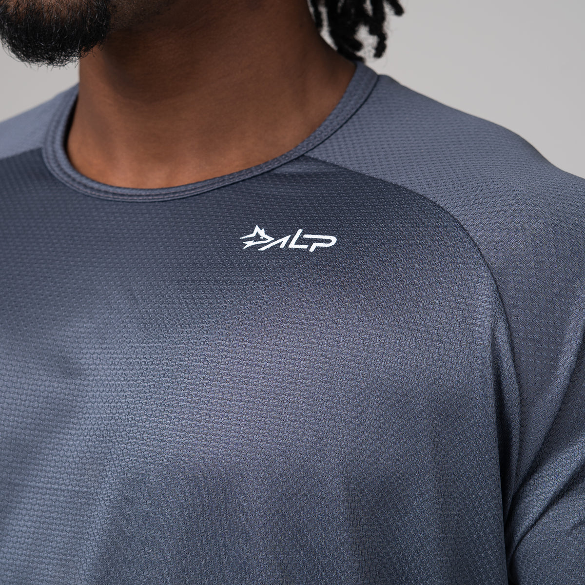 Camiseta Dry Fit Tenacity Shoulder Cinza Sombra