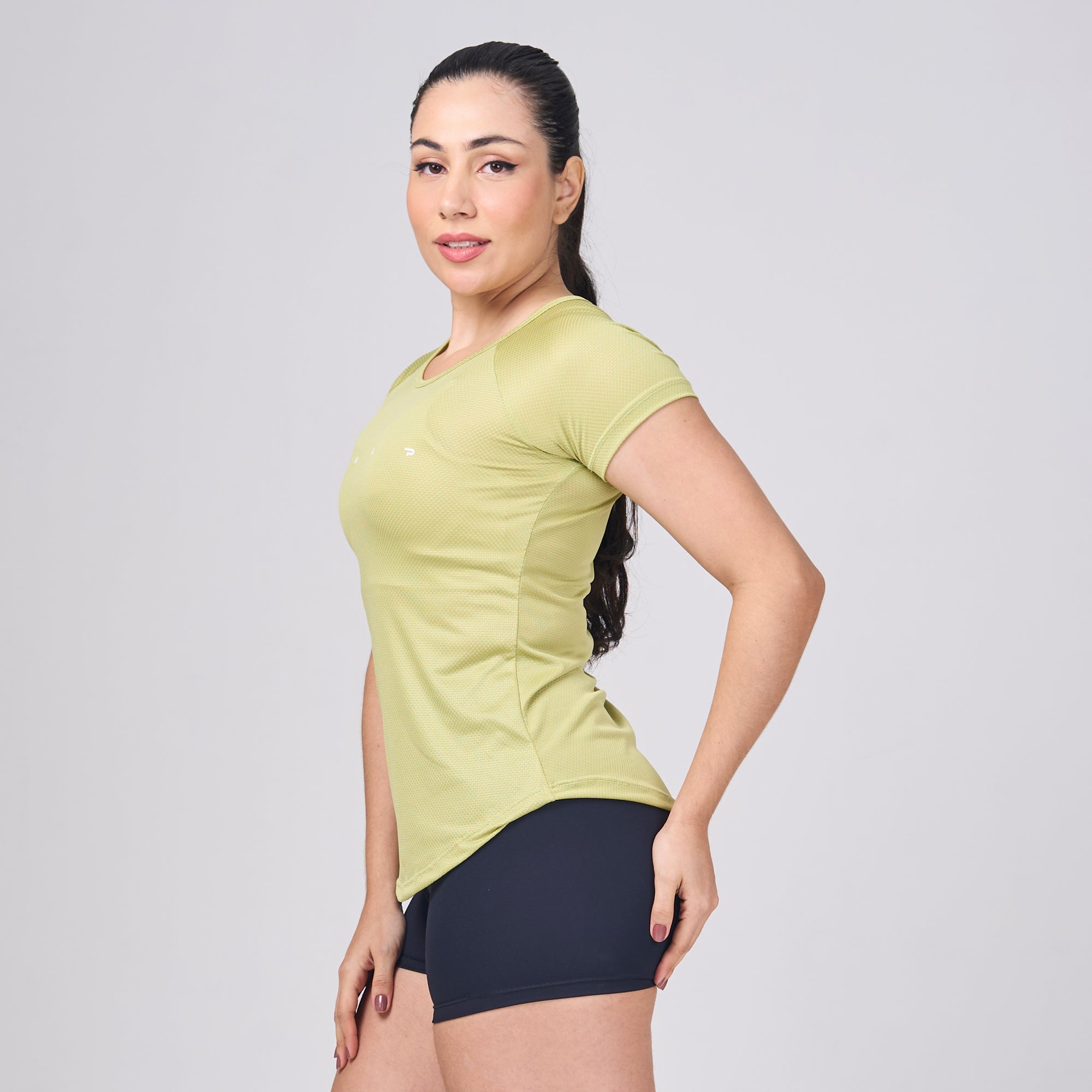 Camiseta Feminina Dry Fit Light Lupus Verde Folha