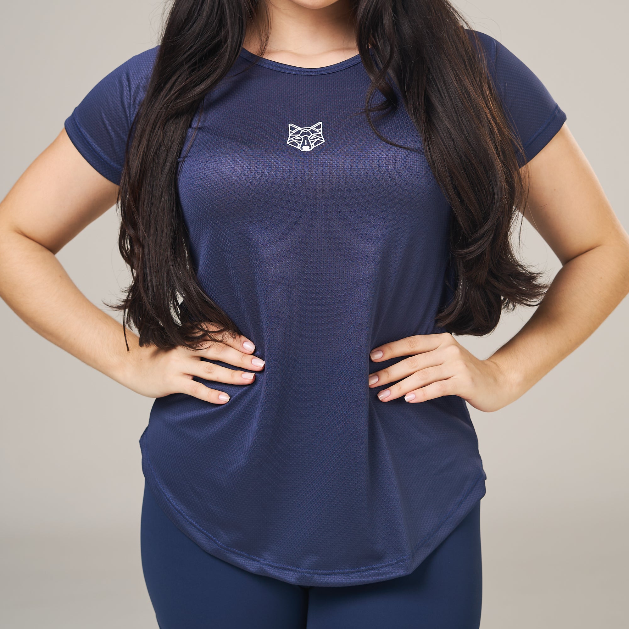 Camiseta Feminina Dry Fit Lobo Geométrico Marinho