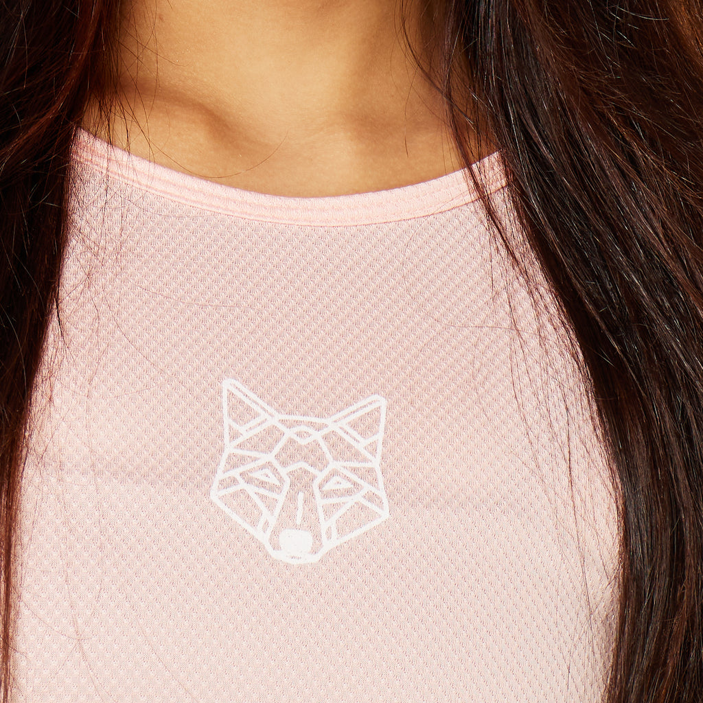 Camiseta Feminina Dry Fit Lobo Geometrico Rosa Claro