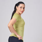 Camiseta Feminina Dry Fit Lobo Geométrico Verde Folha