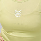 Camiseta Feminina Dry Fit Lobo Geométrico Verde Folha