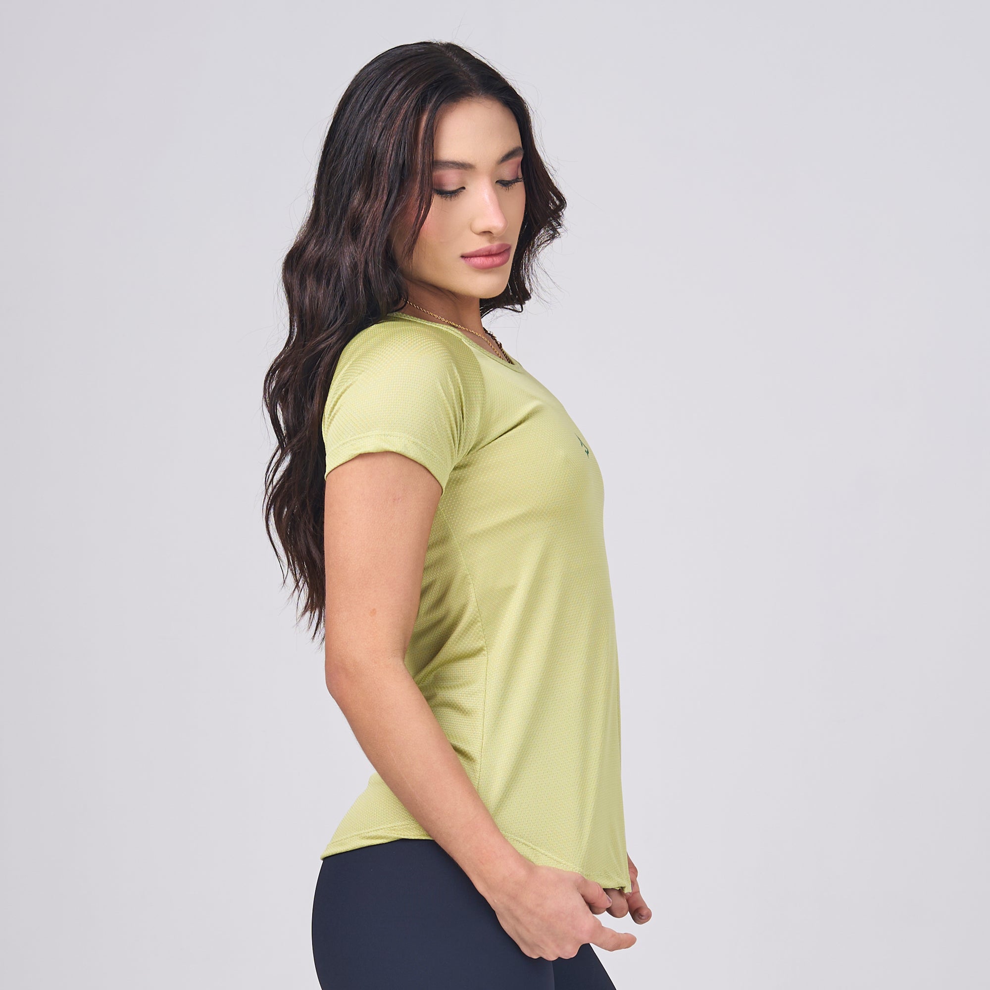 Camiseta Feminina Dry Fit Middle Lupus Verde Folha