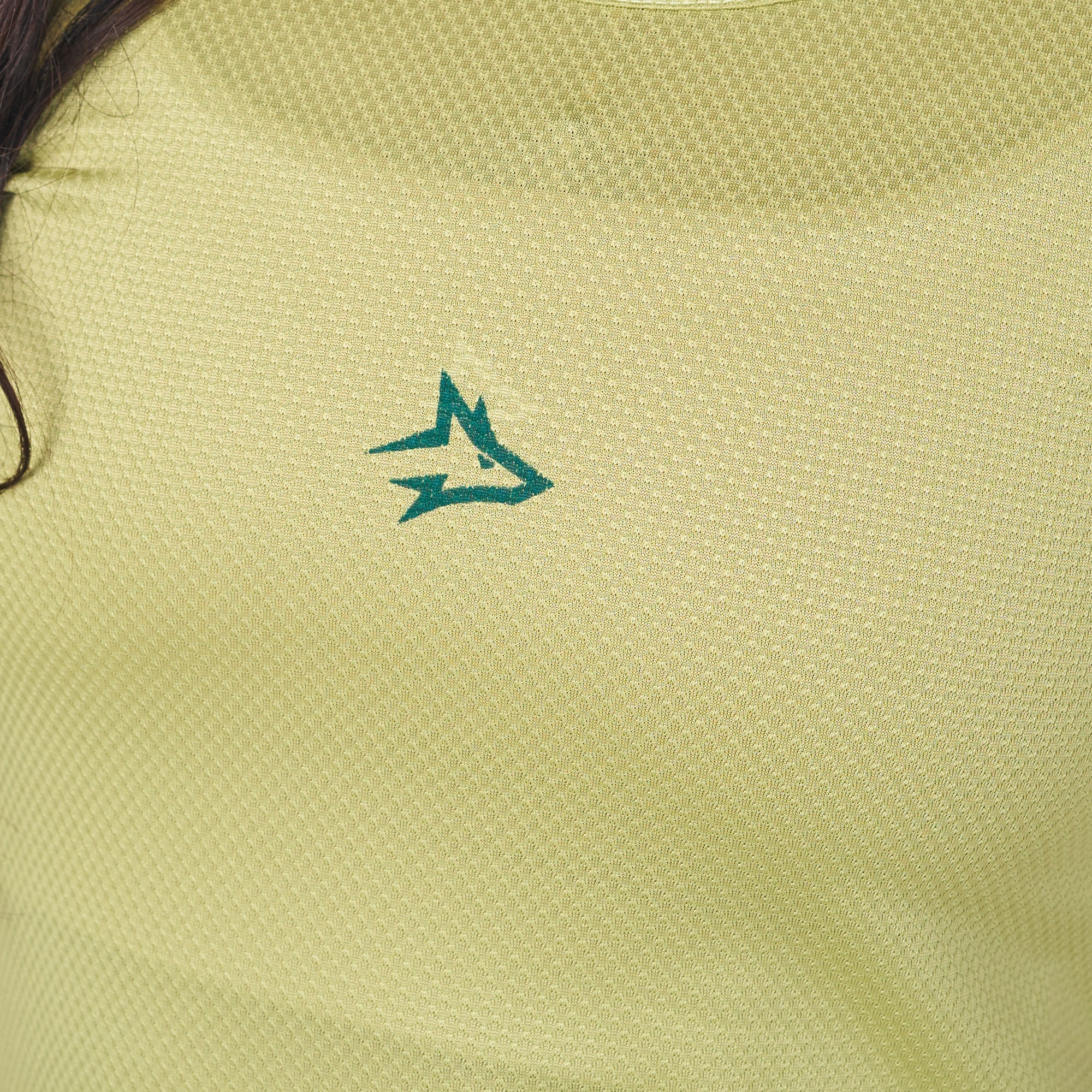 Camiseta Feminina Dry Fit Middle Lupus Verde Folha