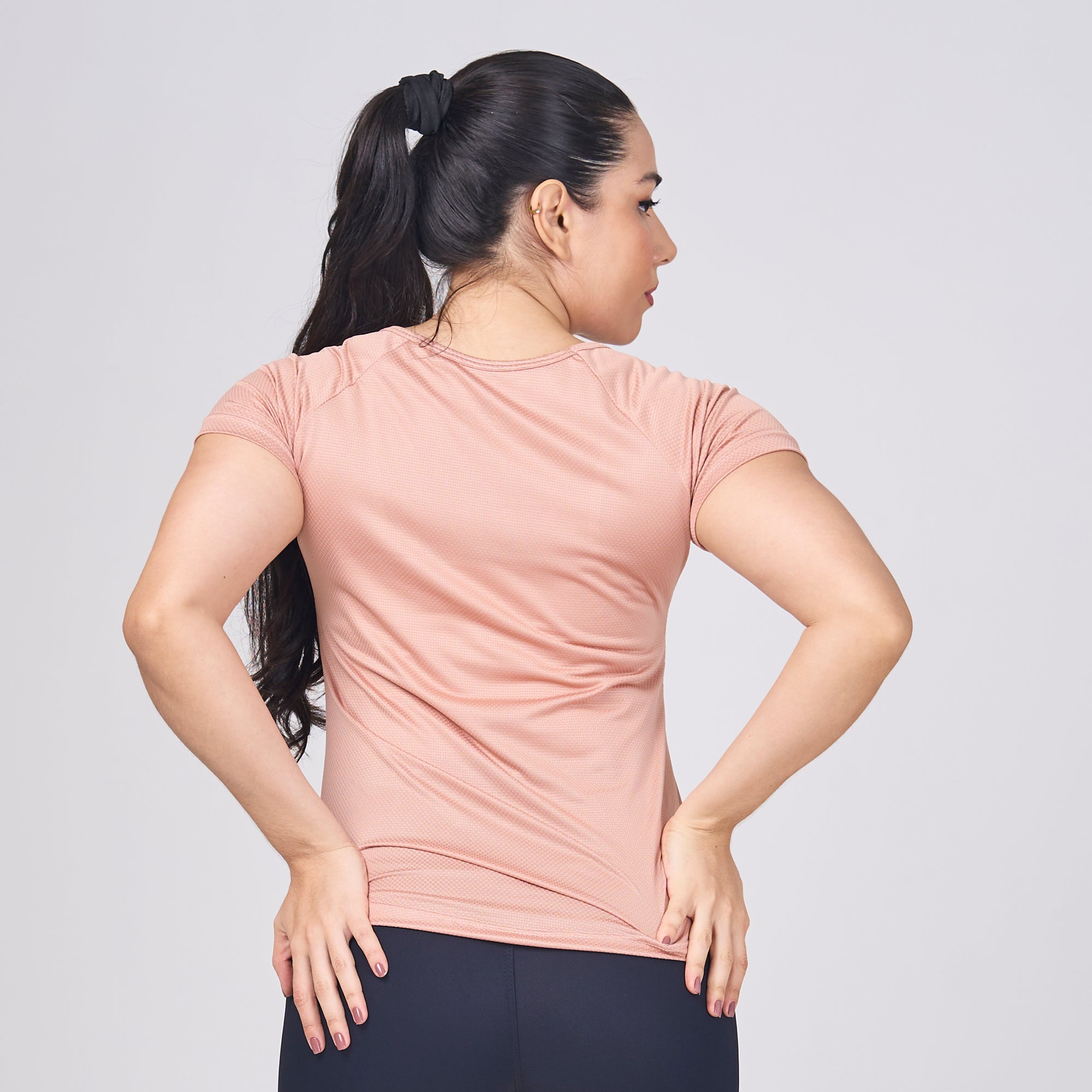 Camiseta Feminina Dry Fit New Tenacity Marrom Cappuccino