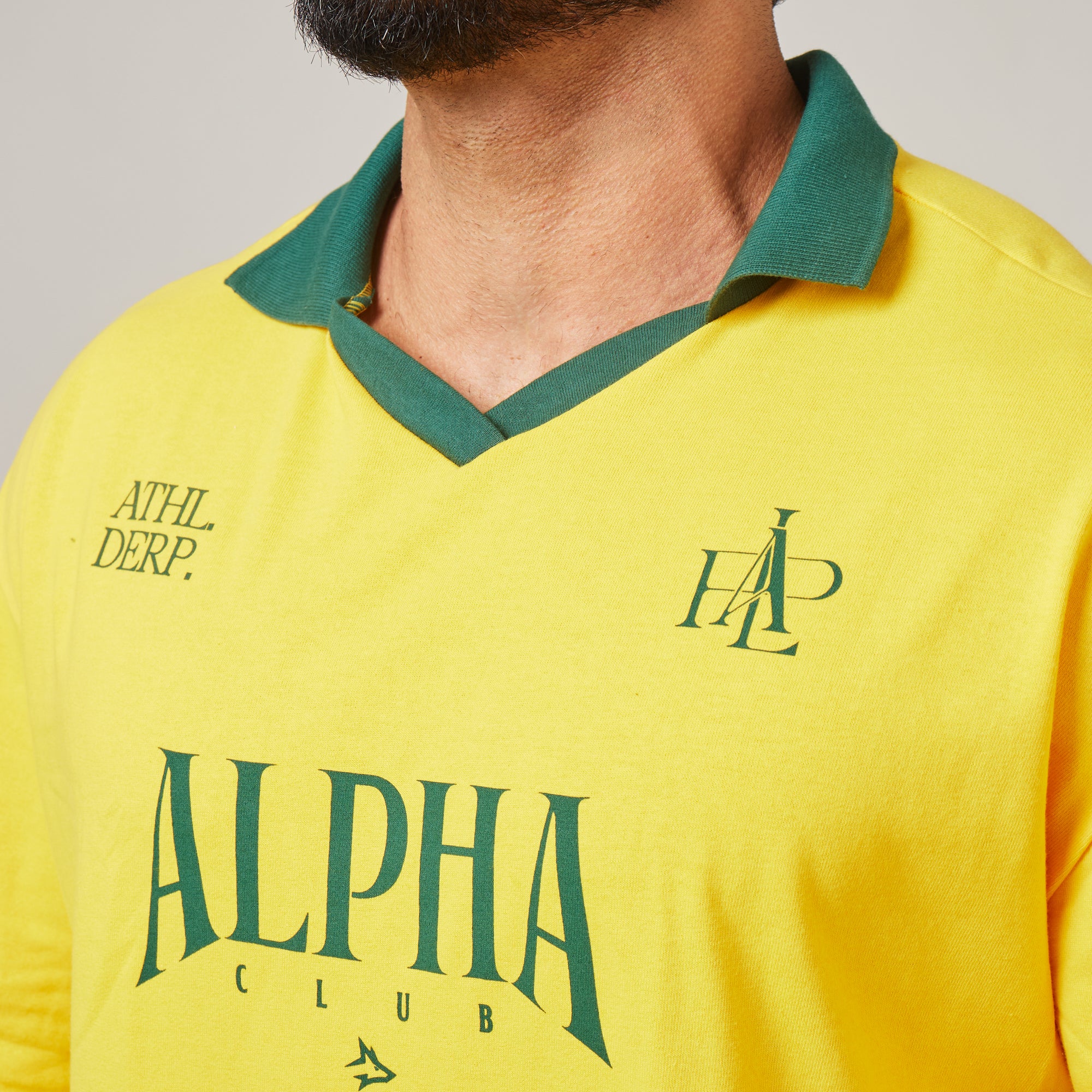 Camiseta Oversized Alpha Club Amarelo Clássico