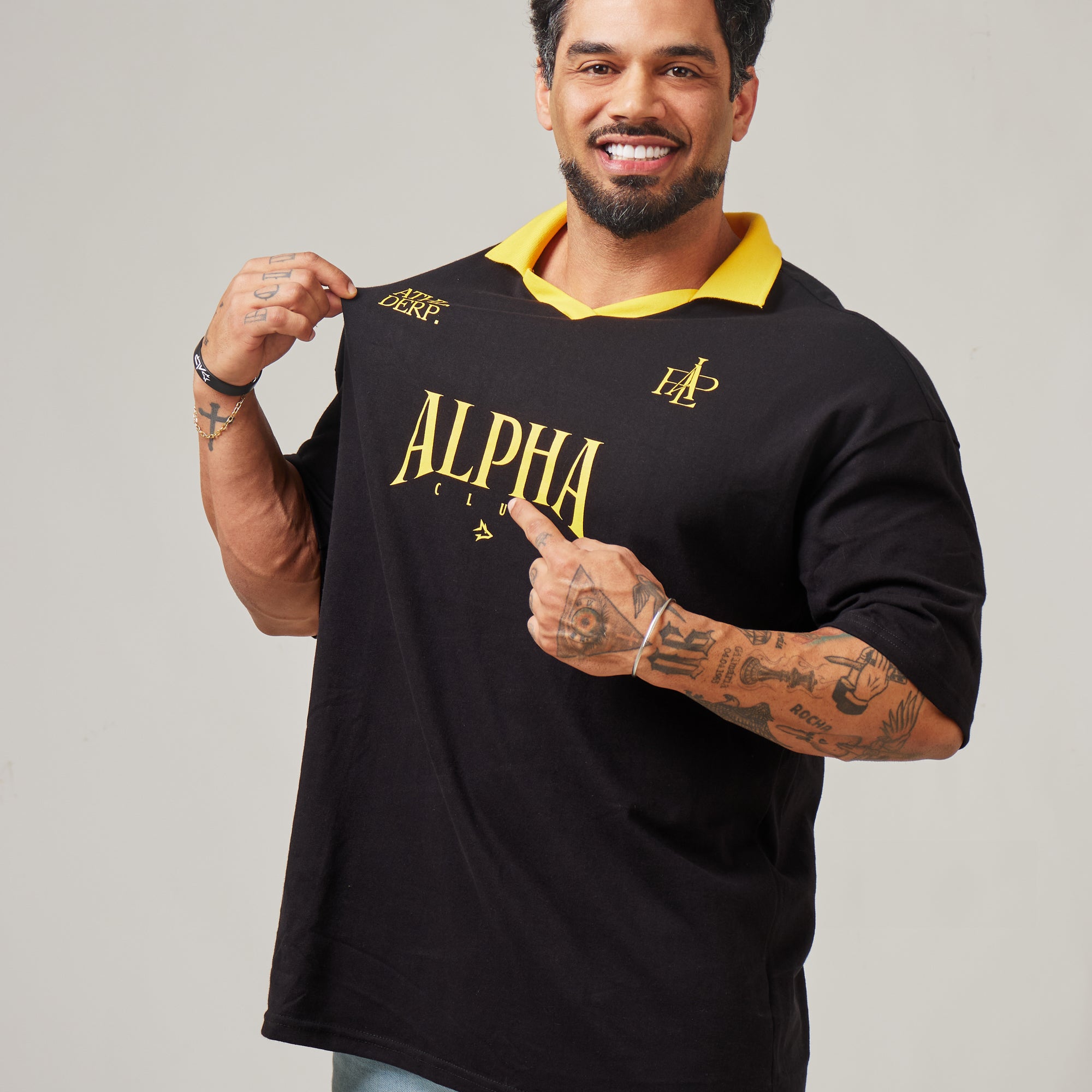 Camiseta Oversized Alpha Club Preto