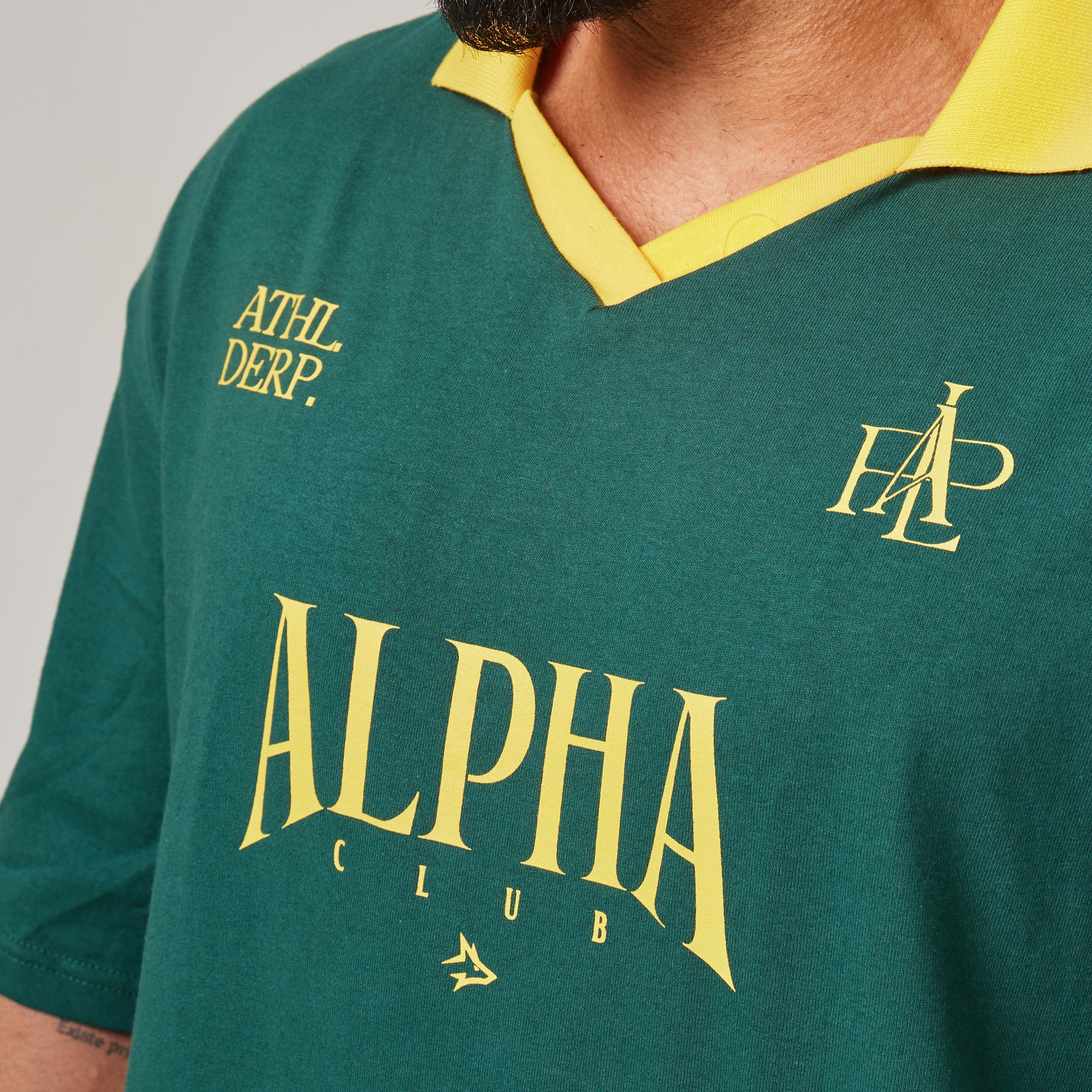 Camiseta Oversized Alpha Club Verde Bandeira