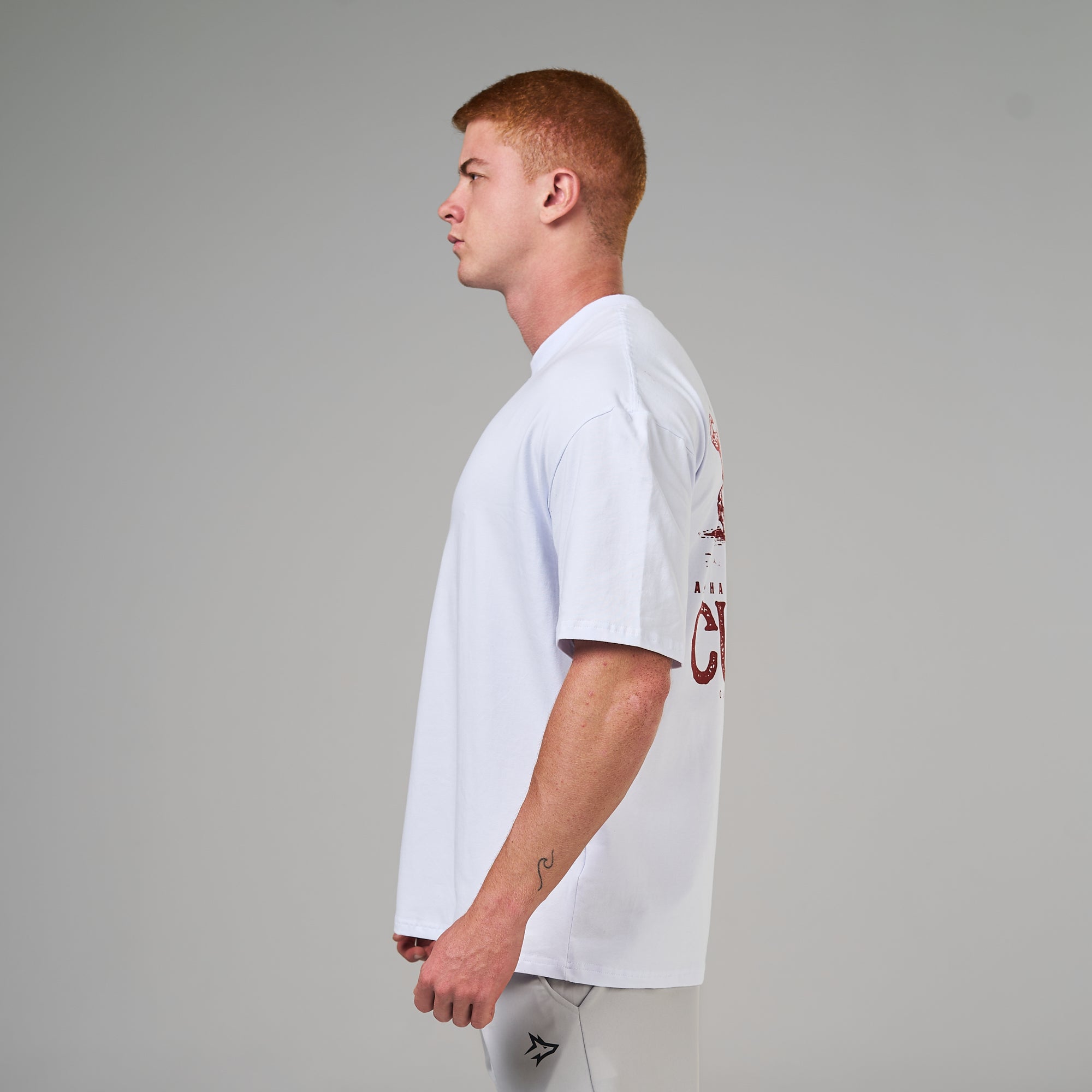 Camiseta Oversized Cutting Season Branco