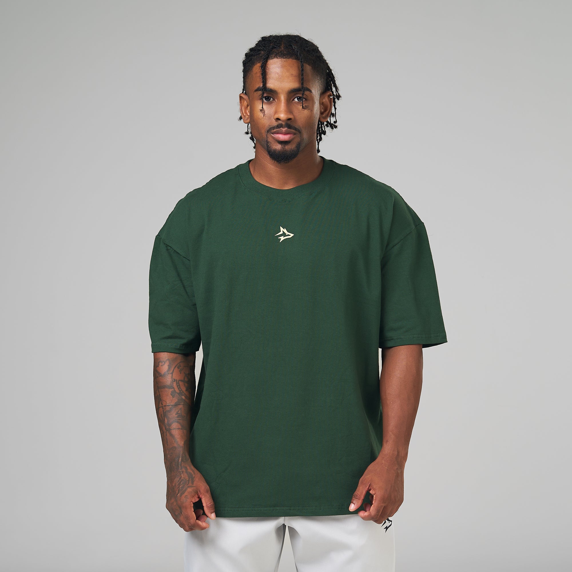 Camiseta Oversized Cutting Season Verde Musgo
