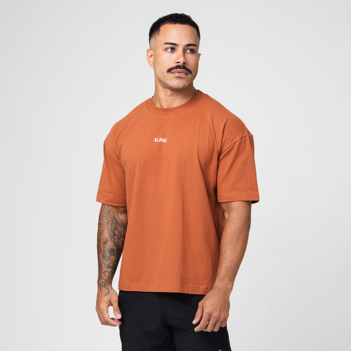 Camiseta Oversized Division Marrom Telha
