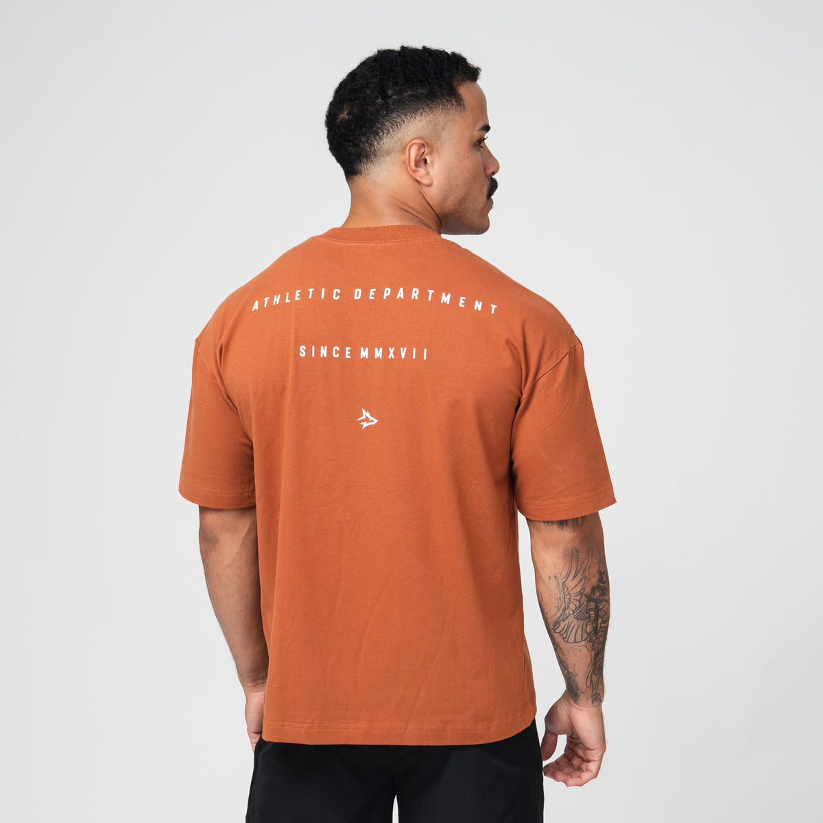 Camiseta Oversized Division Marrom Telha
