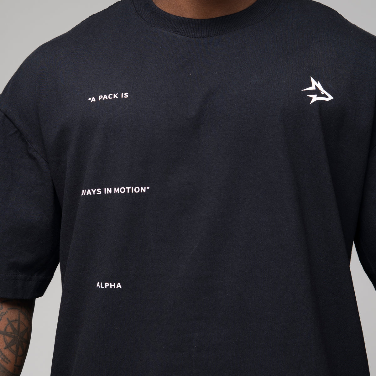 Camiseta Oversized In Motion Preto