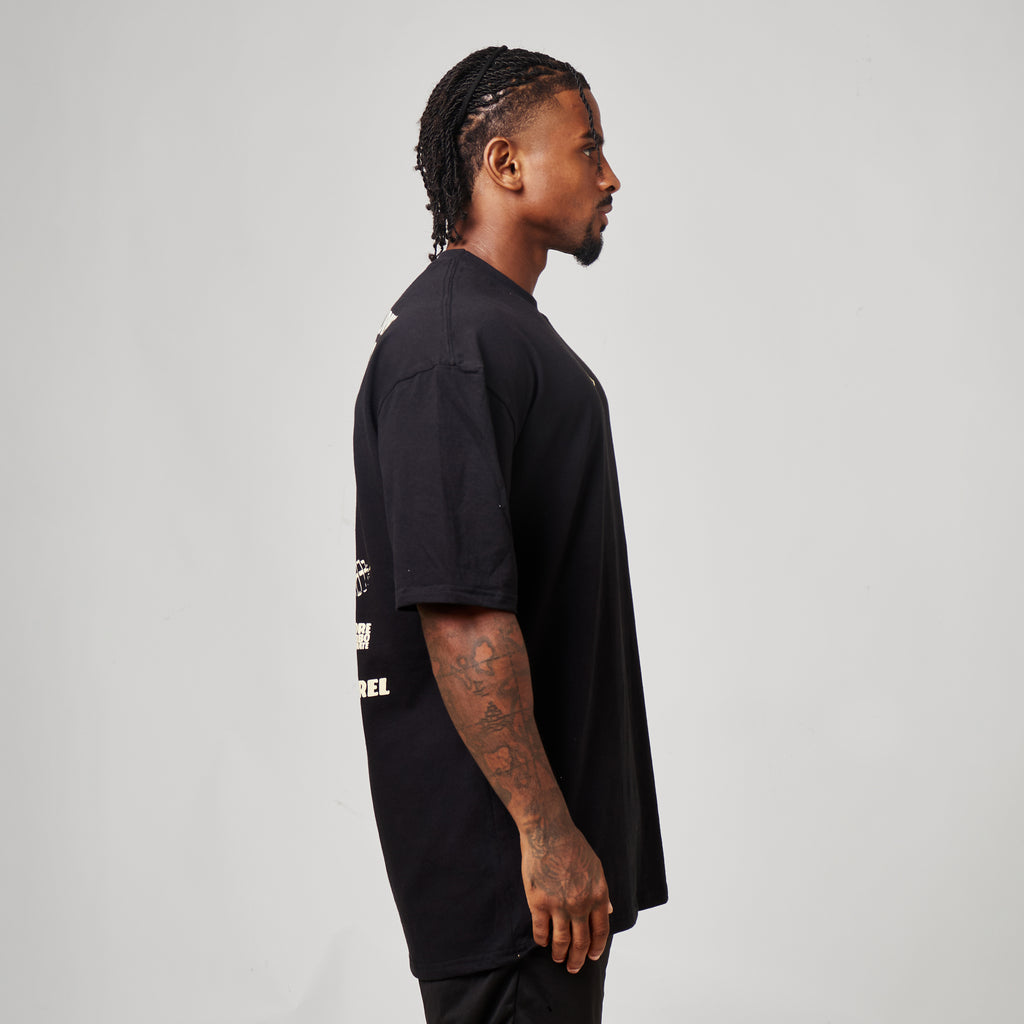 Camiseta Oversized More Carbs Preto