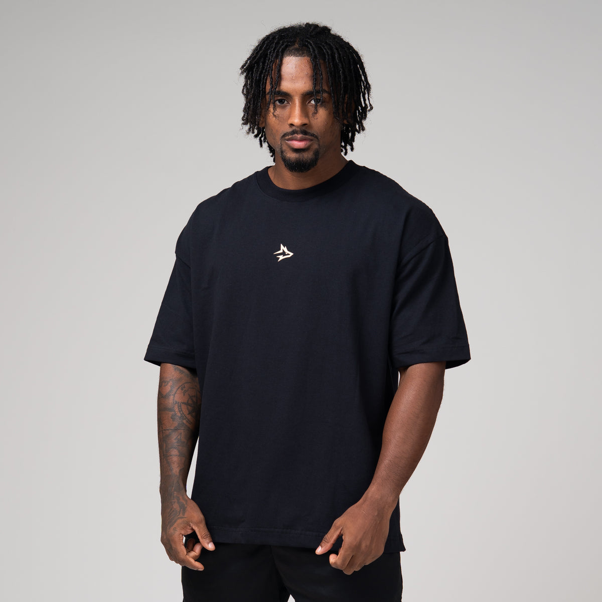 Camiseta Oversized Natural Warrior Preto
