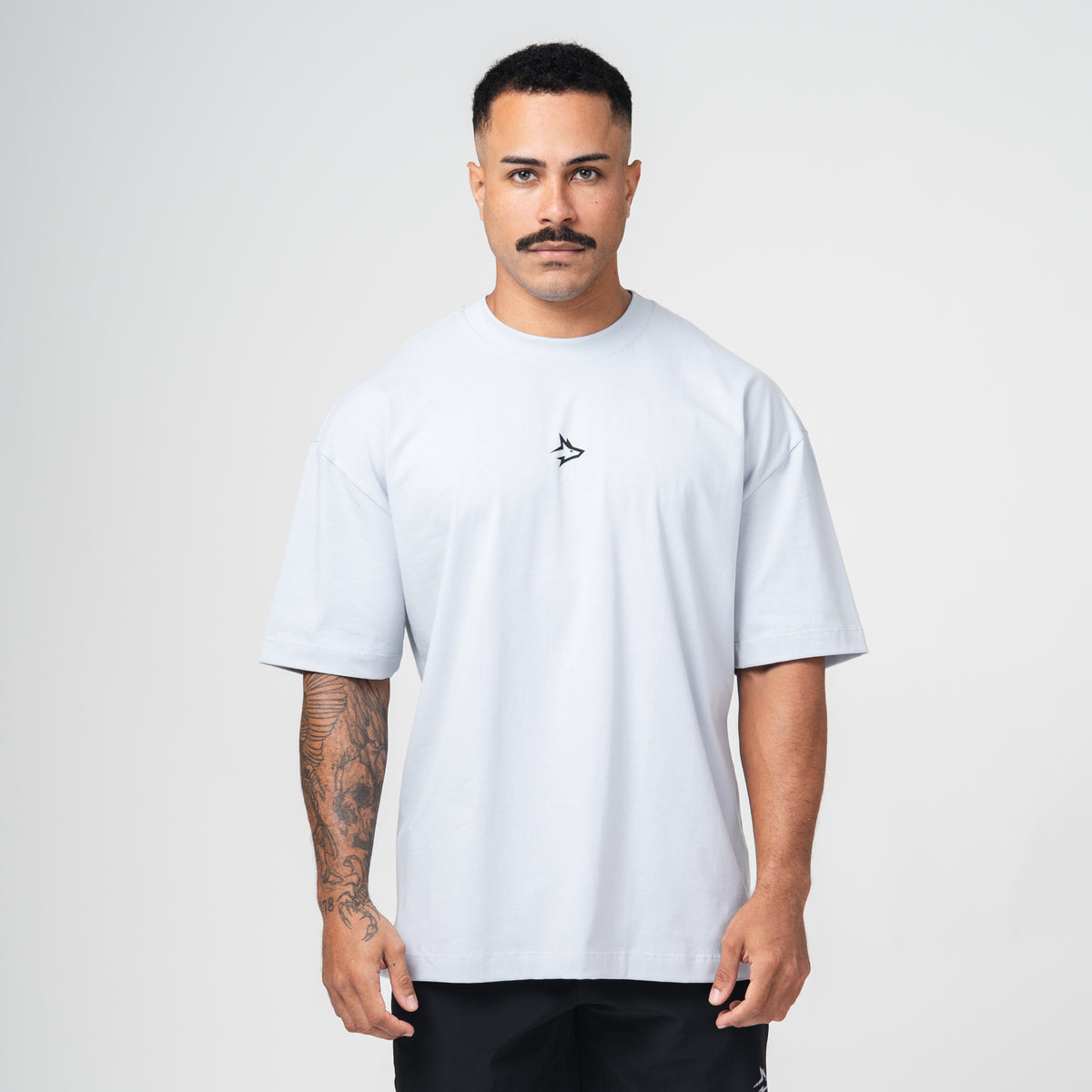 Camiseta Oversized Pack Club Cinza Gelo