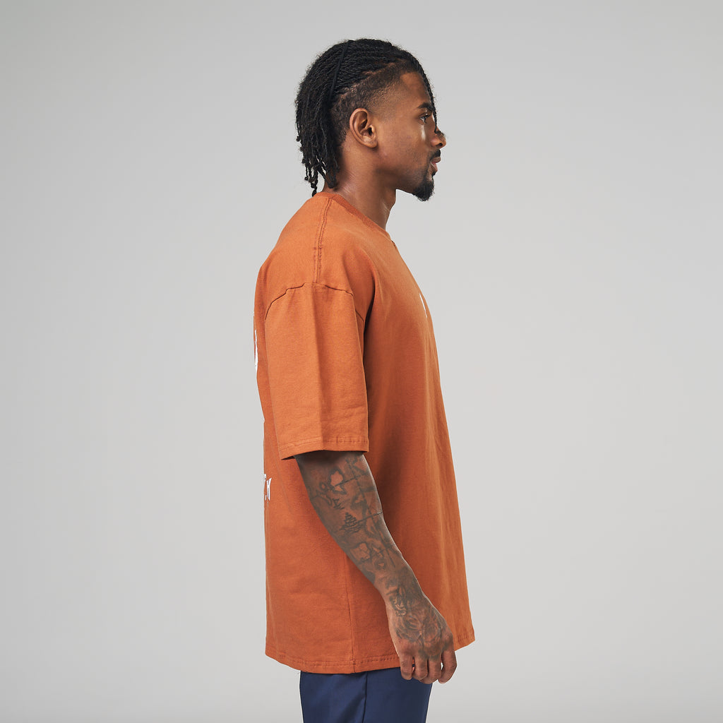 Camiseta Oversized Plate Marrom Telha