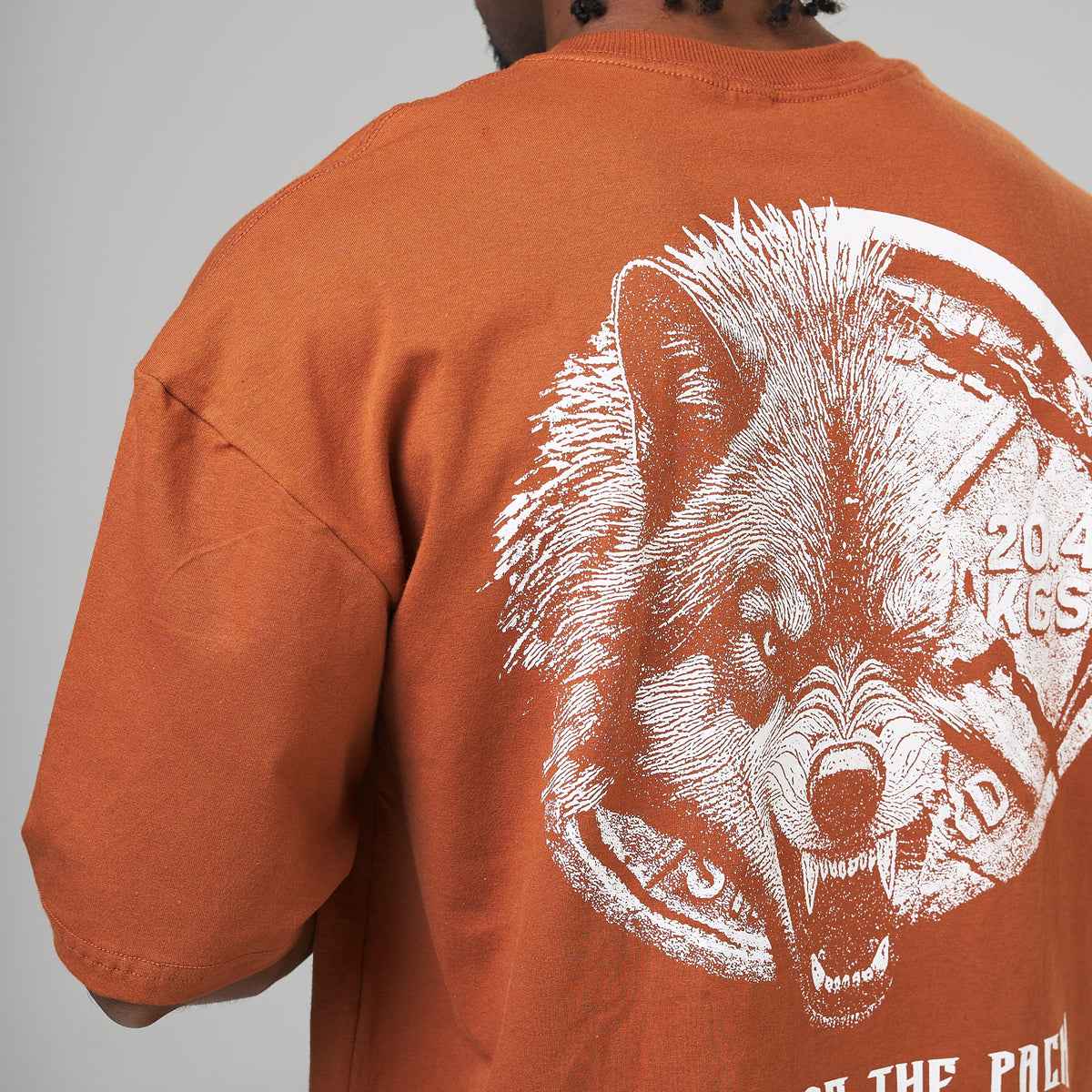 Camiseta Oversized Plate Marrom Telha