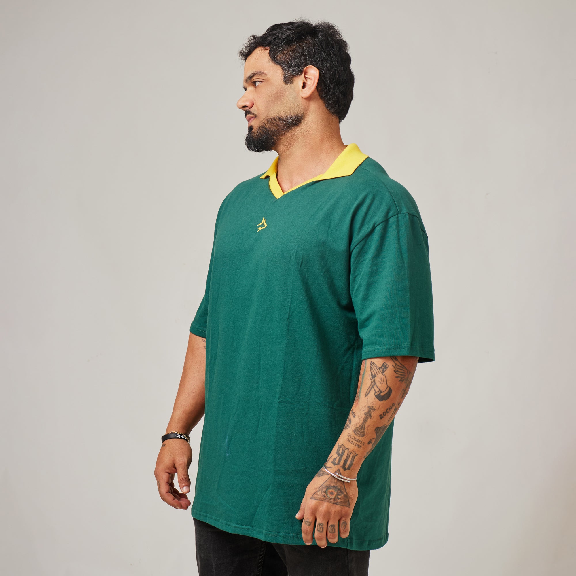 Camiseta Oversized Retrô Lupus Verde Bandeira