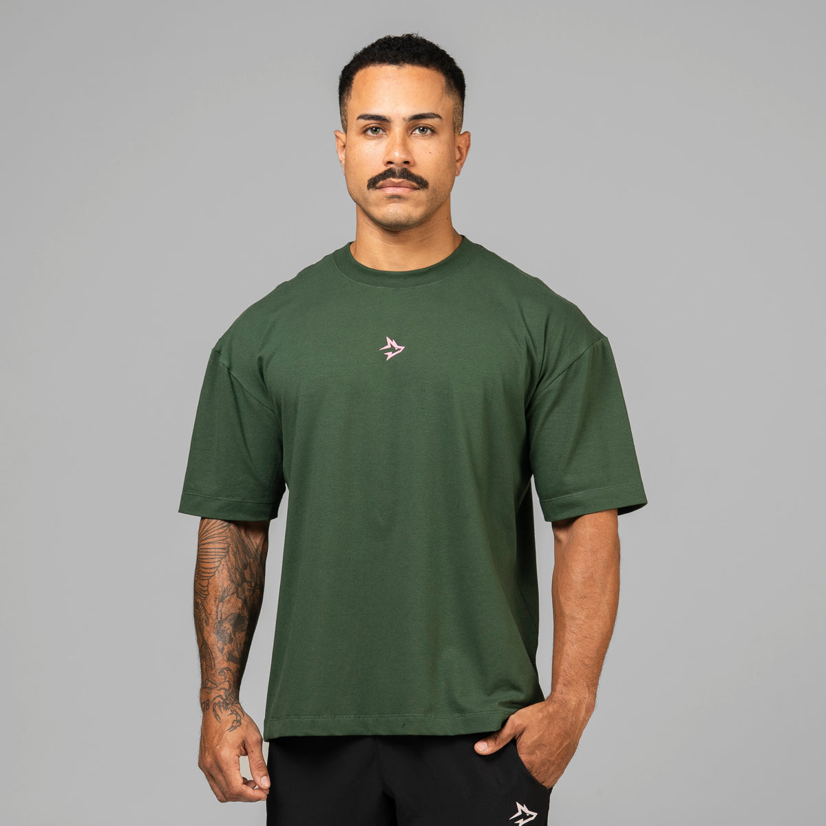 Camiseta Oversized Wolf Gainz Verde Musgo