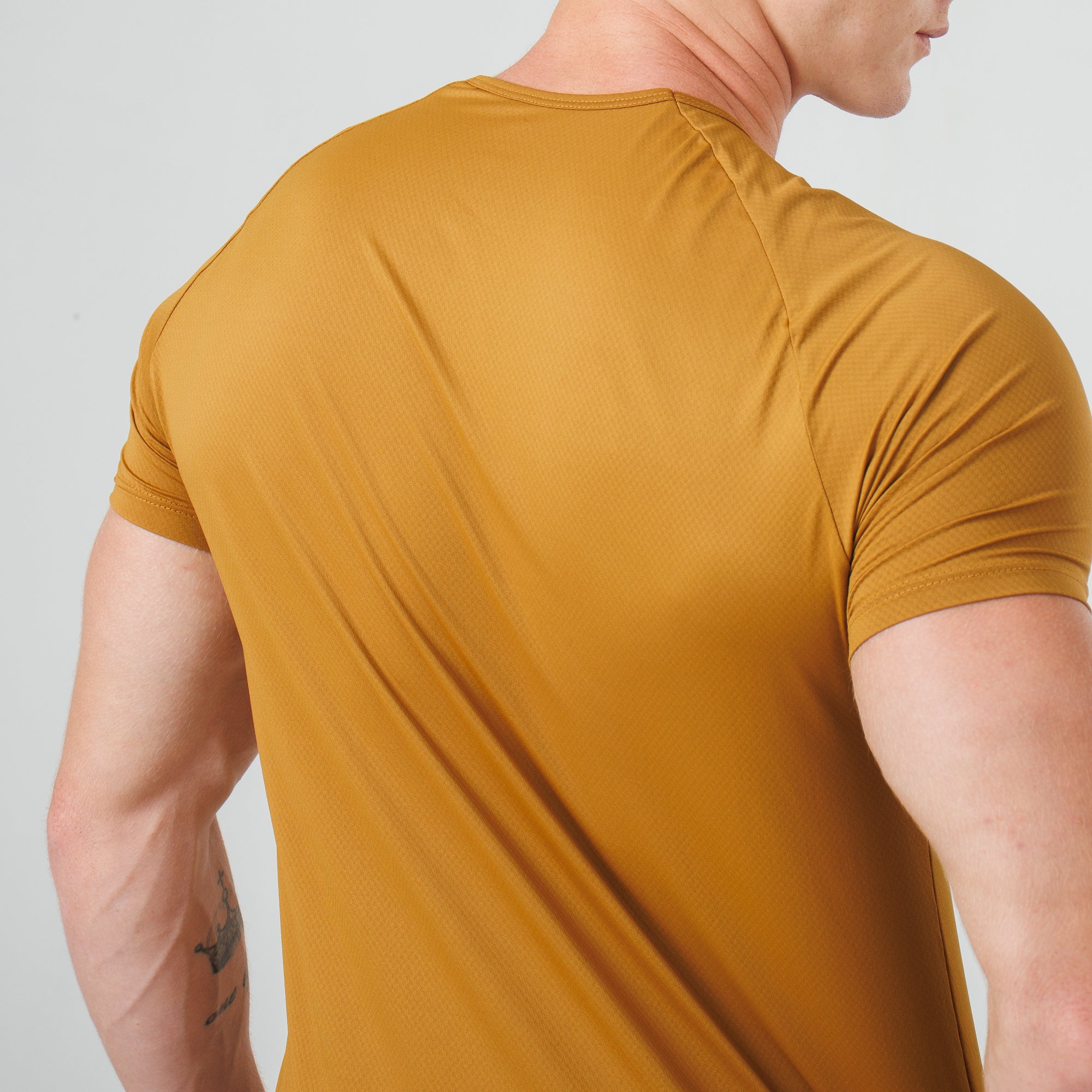 Camiseta Poliamida Arm Fluid Âmbar