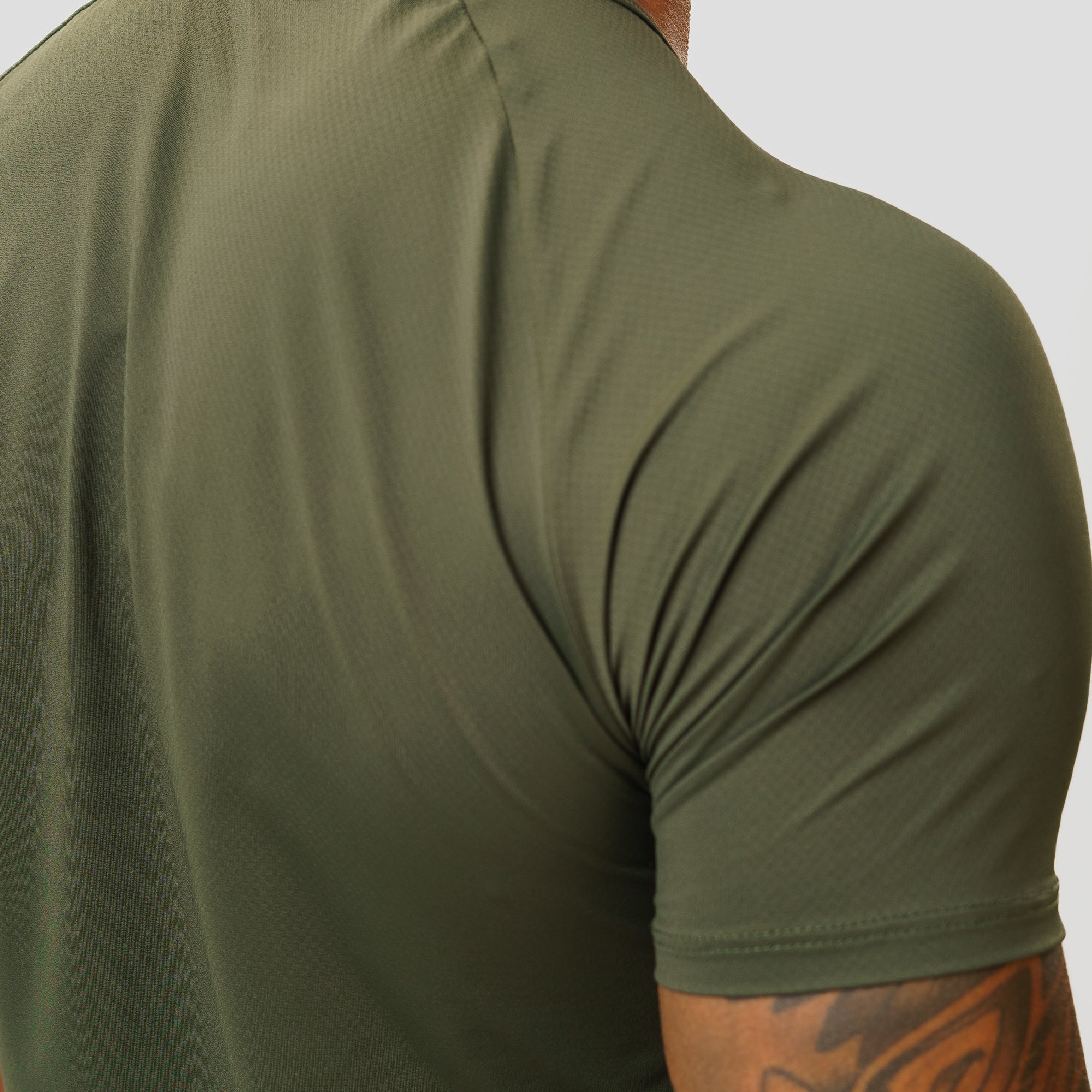 Camiseta Poliamida Lupus Flow Verde Militar