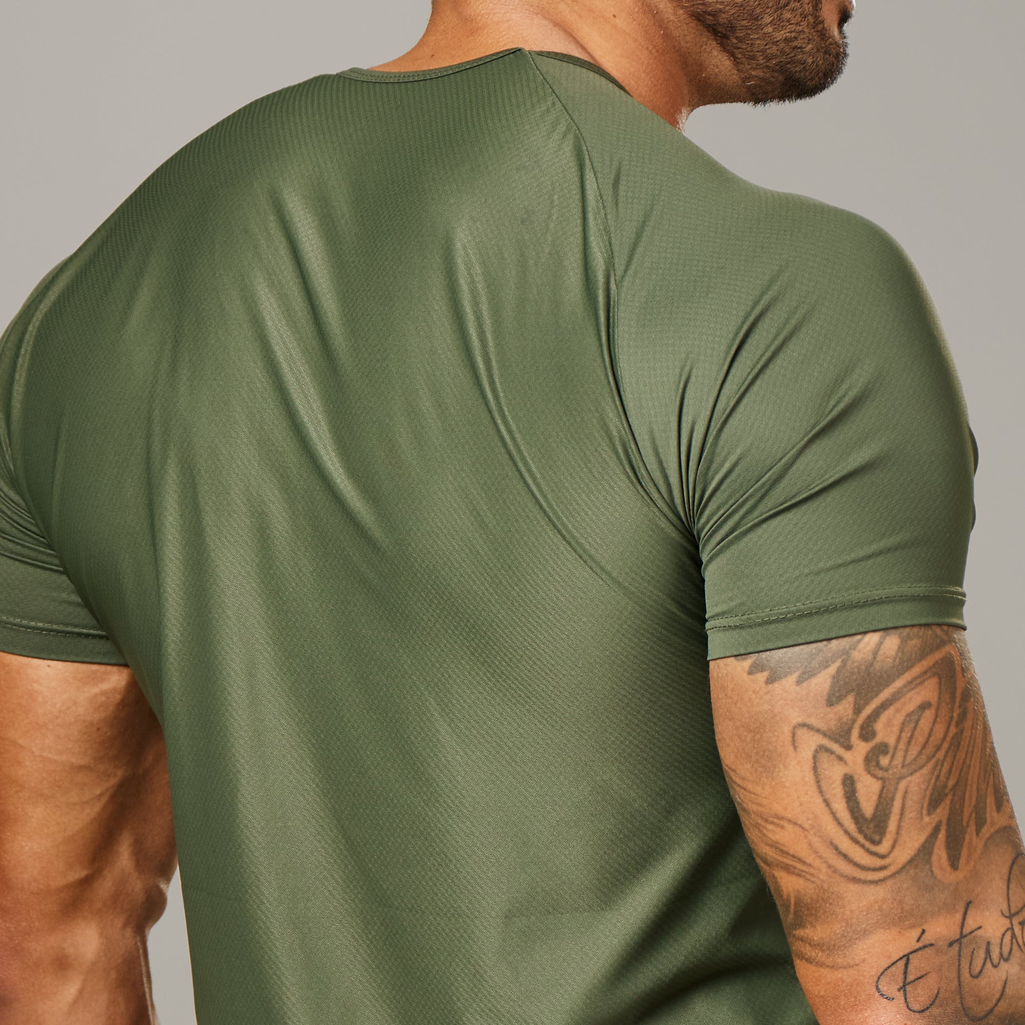 Camiseta Poliamida New Lupus Verde Musgo
