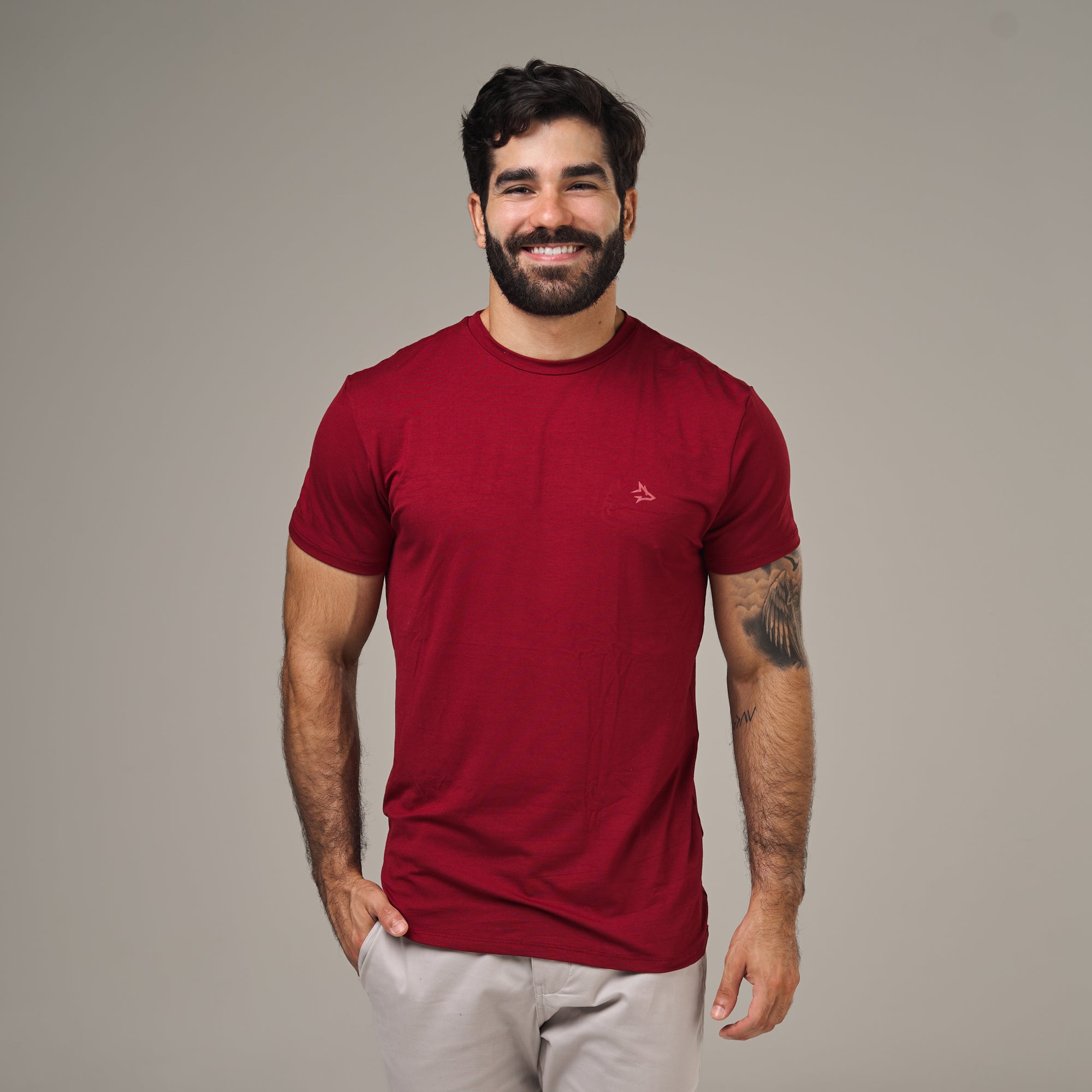 Camiseta Tech Lupus Vermelho Carmim