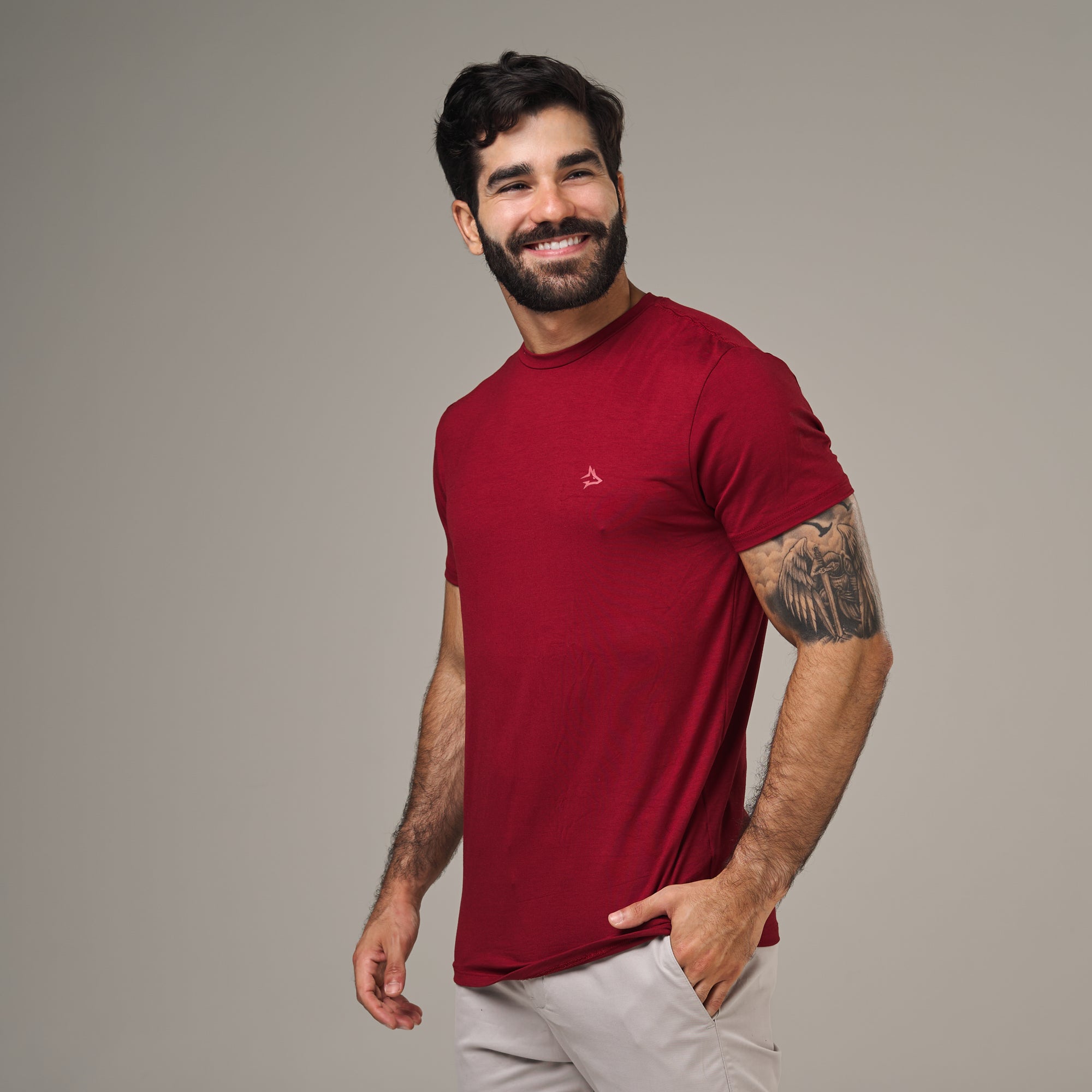 Camiseta Tech Lupus Vermelho Carmim