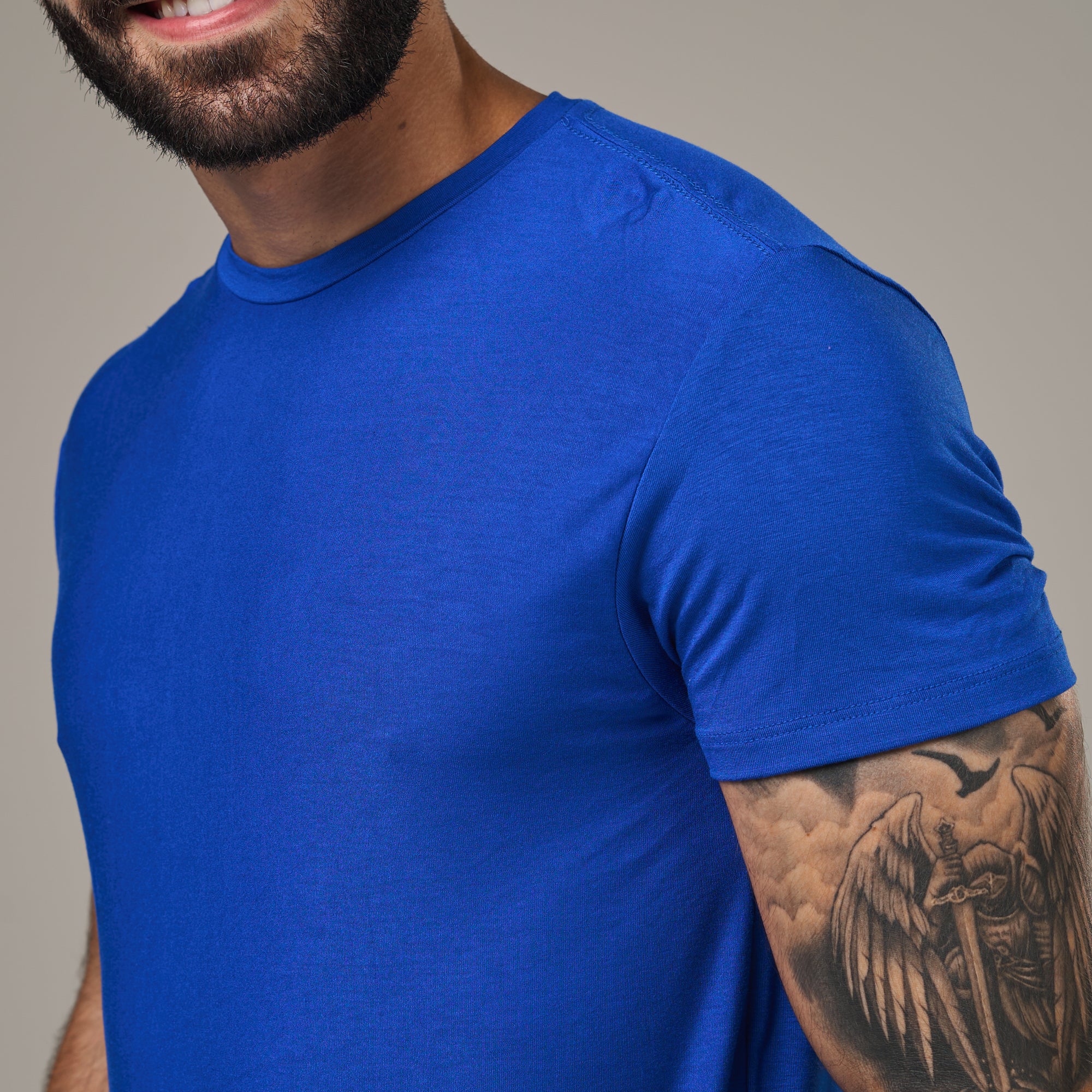 Camiseta Tech New Horizon Back Azul Royal