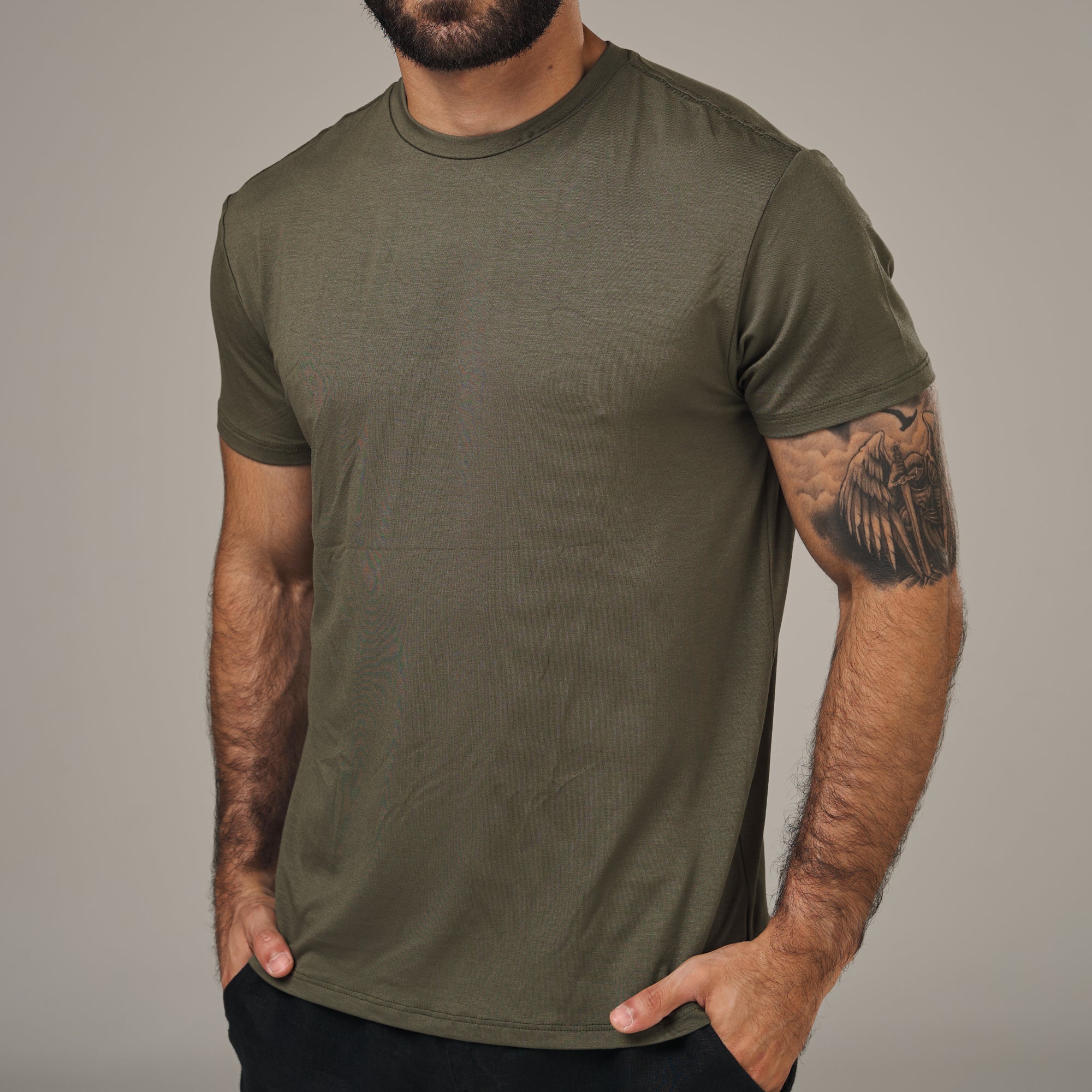Camiseta Tech New Horizon Back Verde Militar
